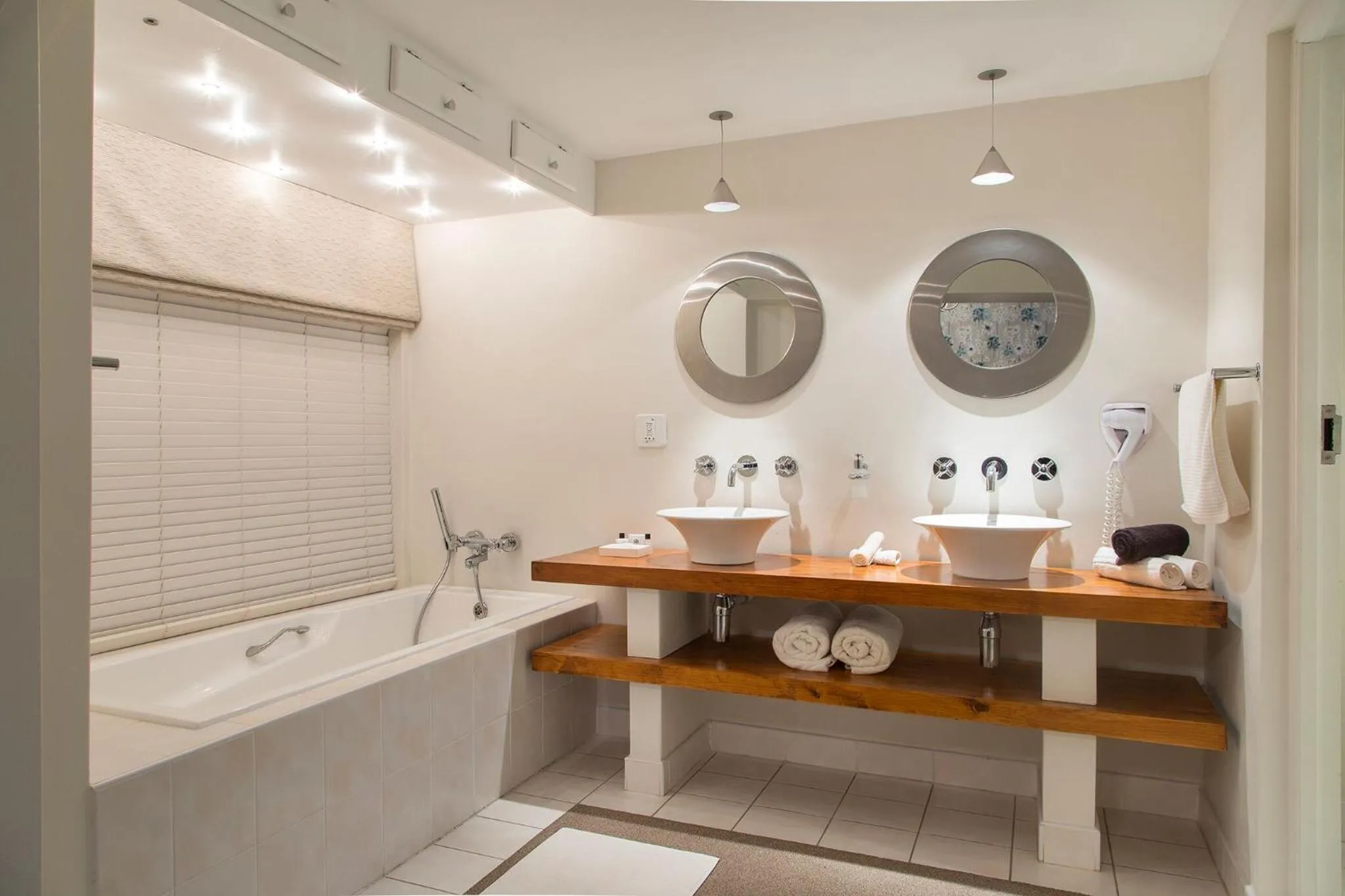 Bathroom in The Fernery Lodge & Spa