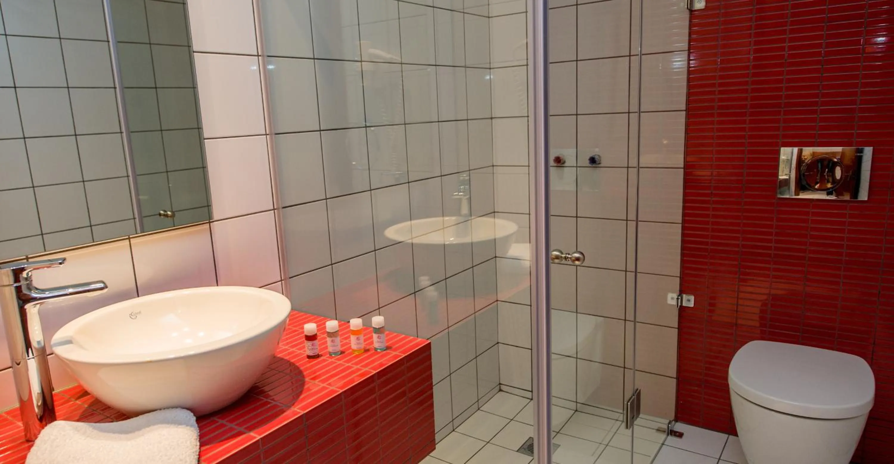 Bathroom in Alkyon Hotel