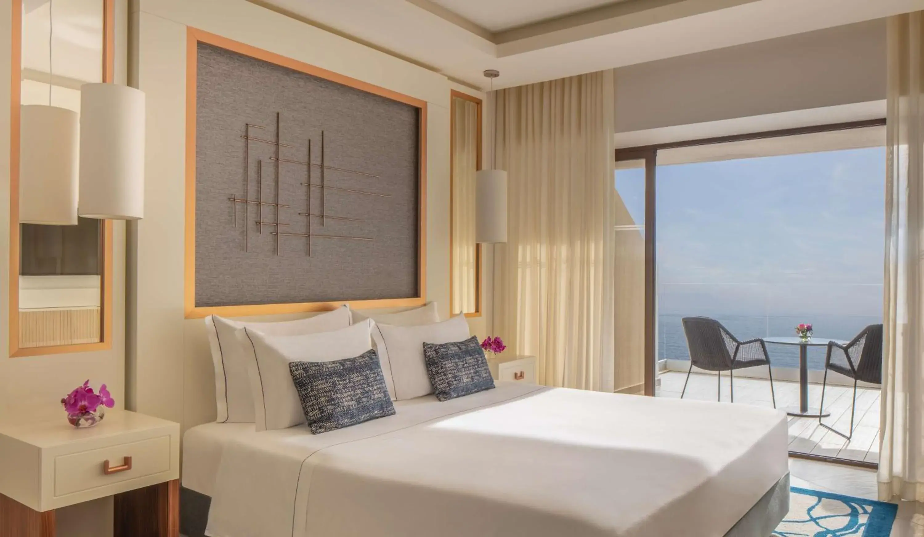 View (from property/room), Bed in Tivoli Carvoeiro View (from property/room), Bed in Tivoli Carvoeiro