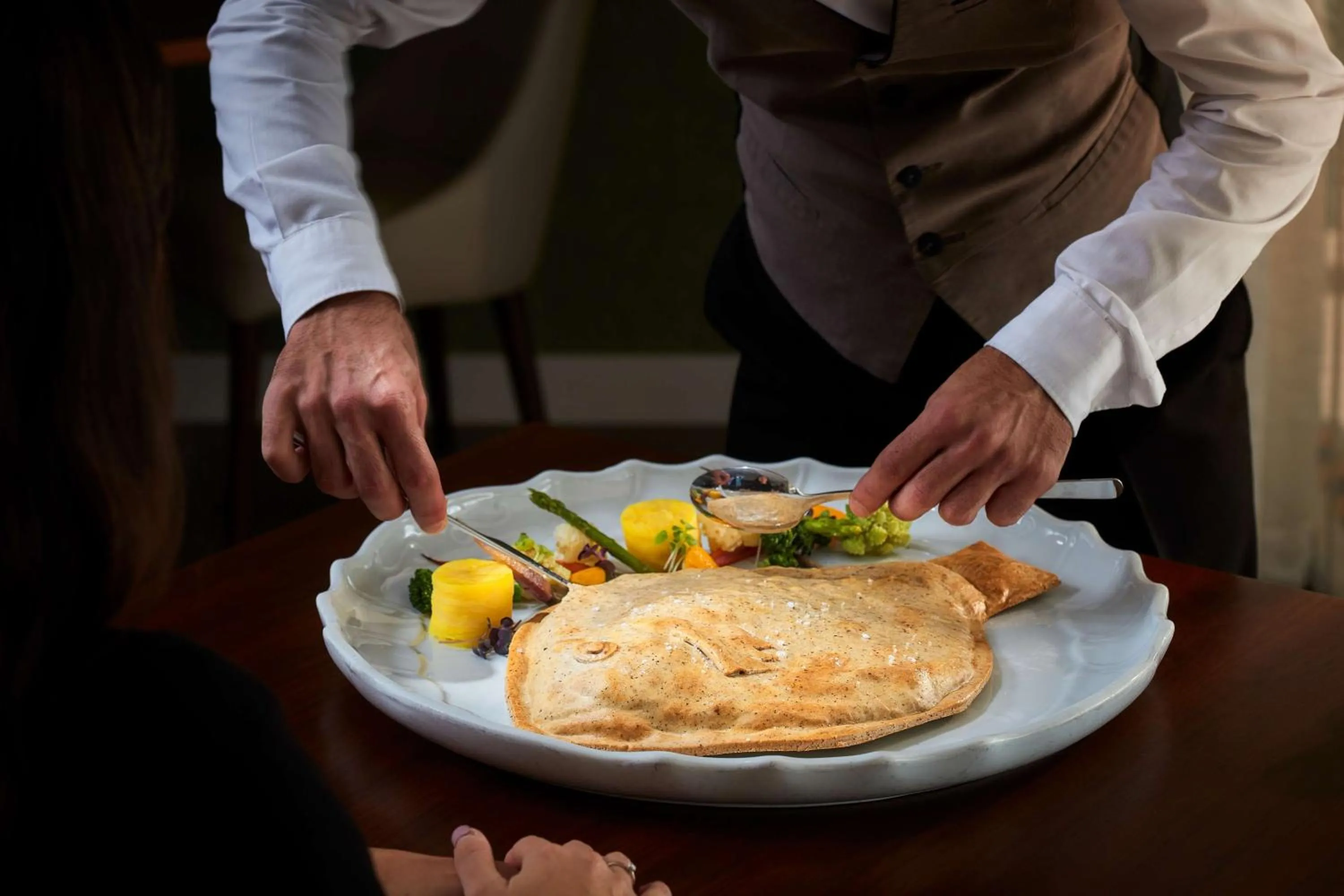 Restaurant/places to eat in Tivoli Carvoeiro