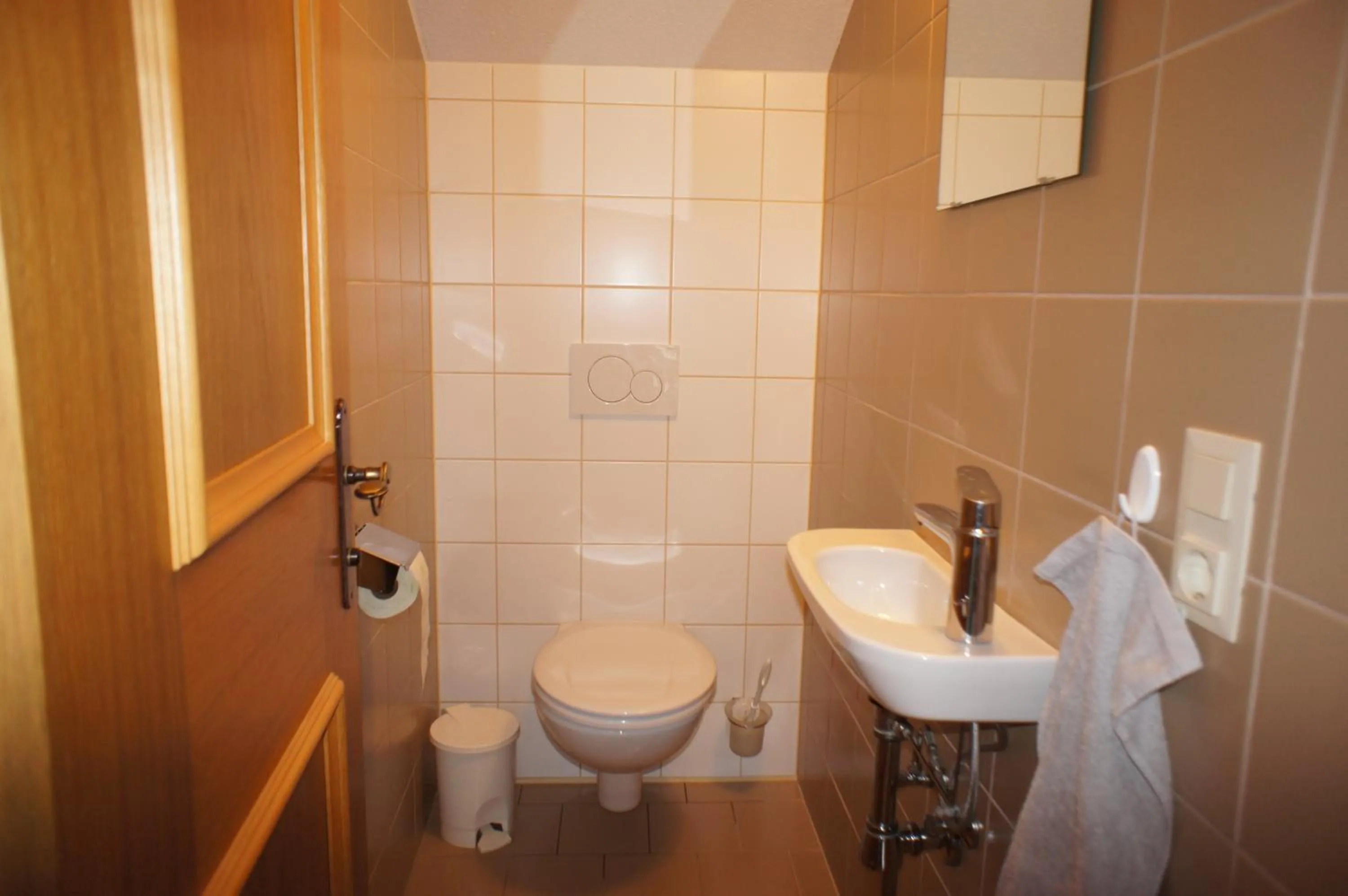 Toilet in Appartements Gärtner