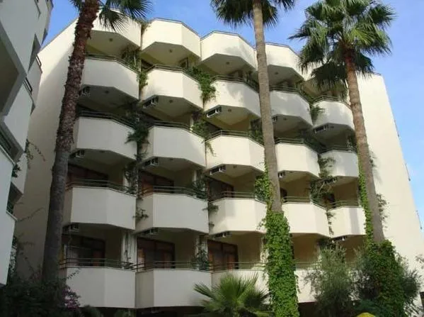 Property building in Amos Hotel