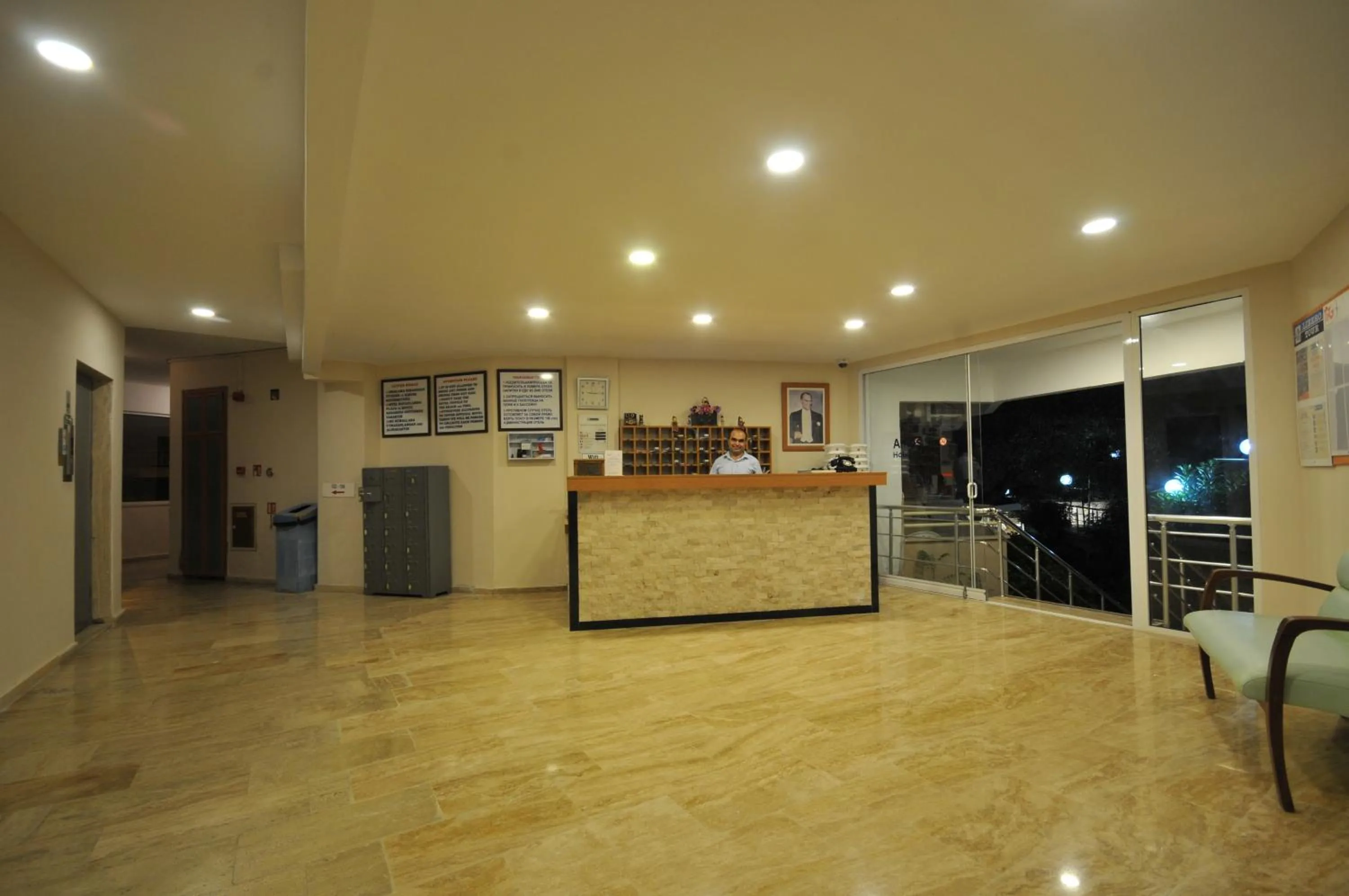 Lobby or reception in Amos Hotel