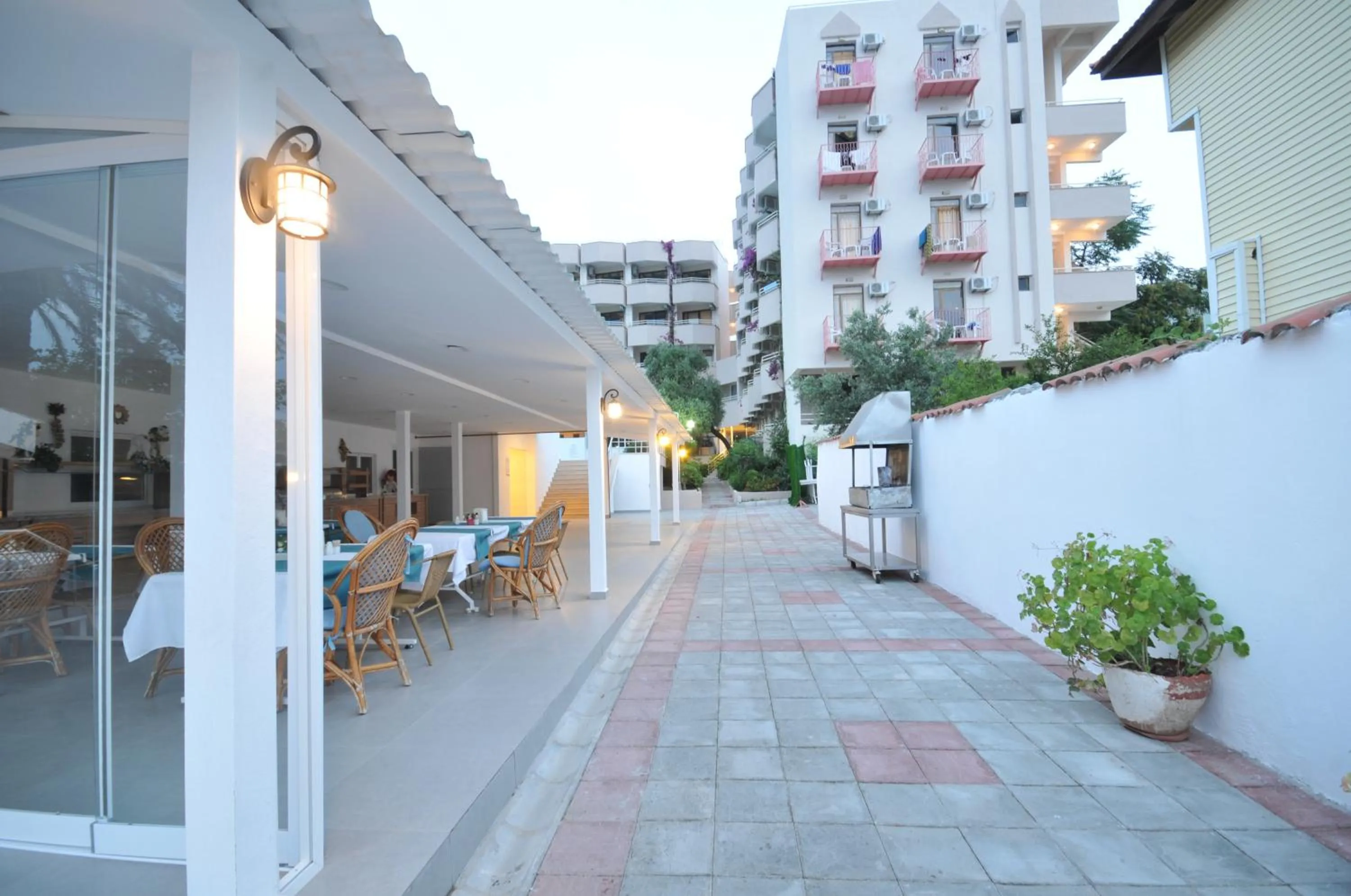 Property building in Amos Hotel