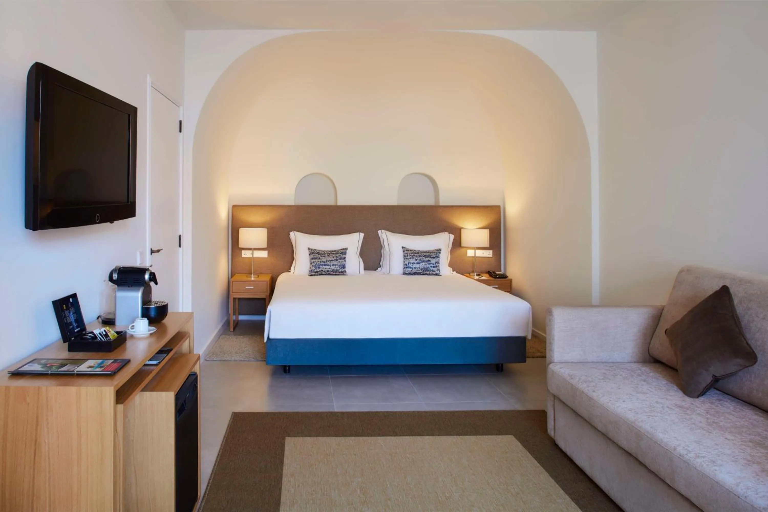 Bedroom, Bed in Tivoli Lagos