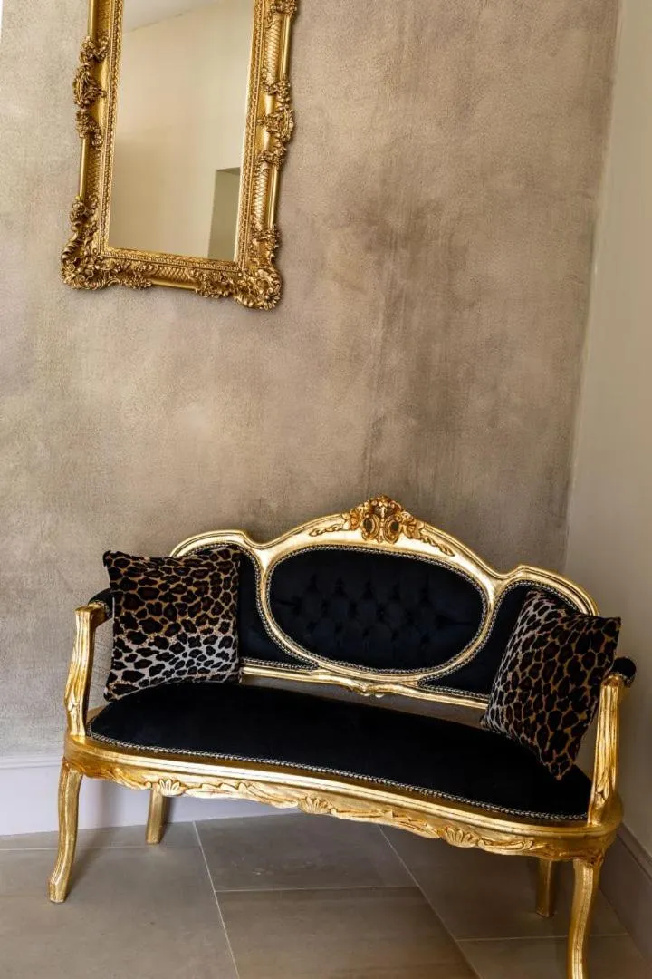 Le Clos Violette et Le 11 D'Aglaé - Appart' Hôtel de Charme Design de Luxe