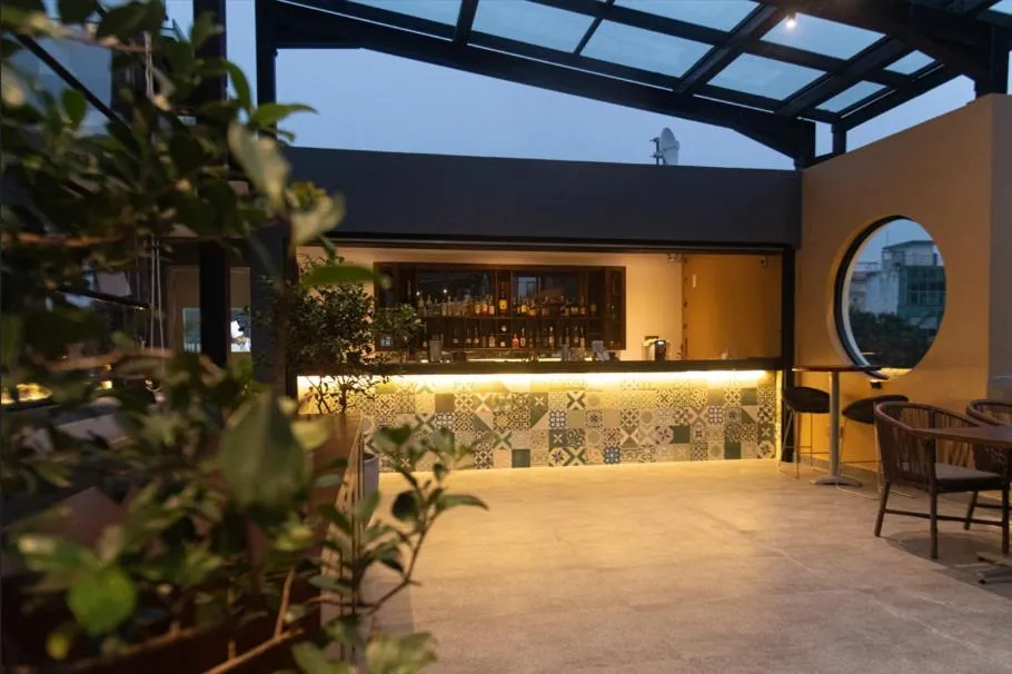 Restaurant/places to eat in Colombo Court Hotel & Spa