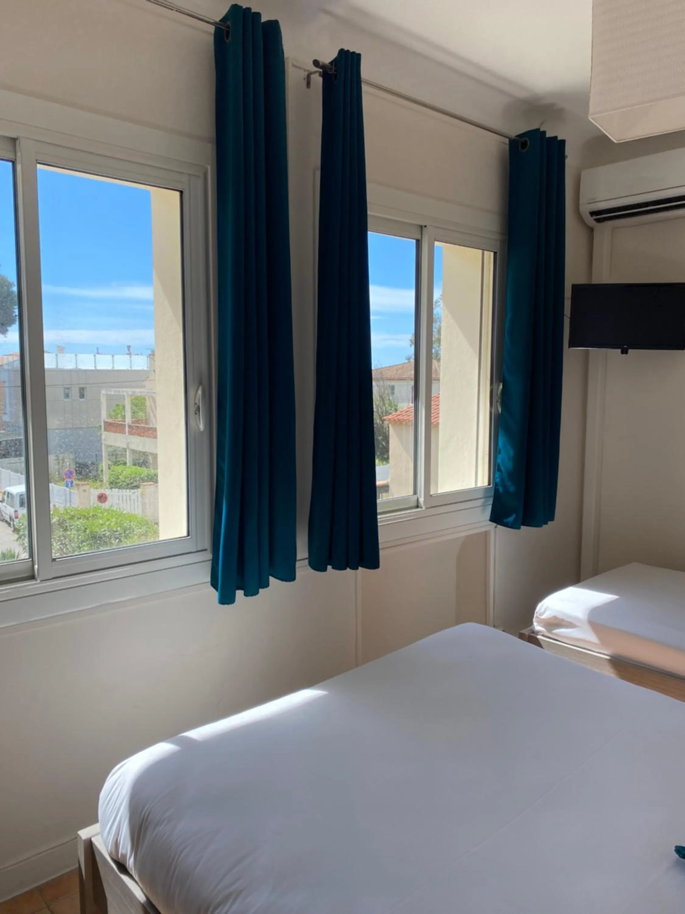 Bed in Hotel Le Ceinturon