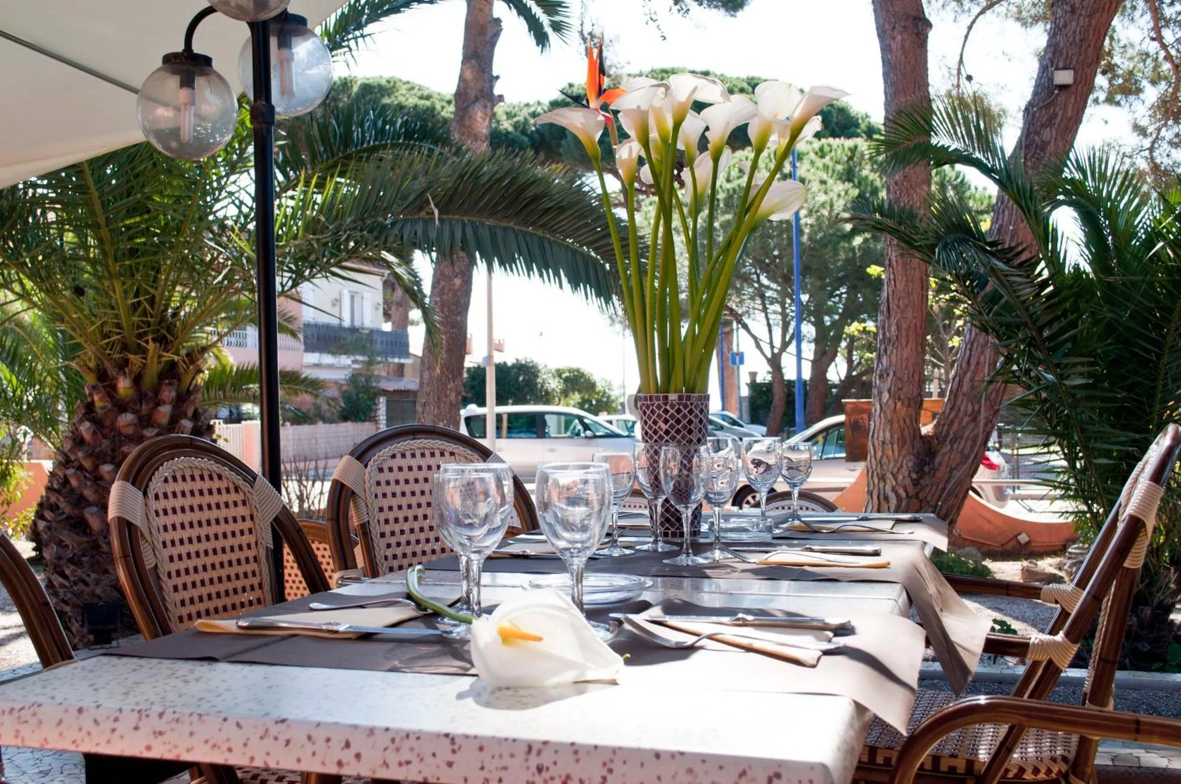 Restaurant/places to eat in Hotel Le Ceinturon