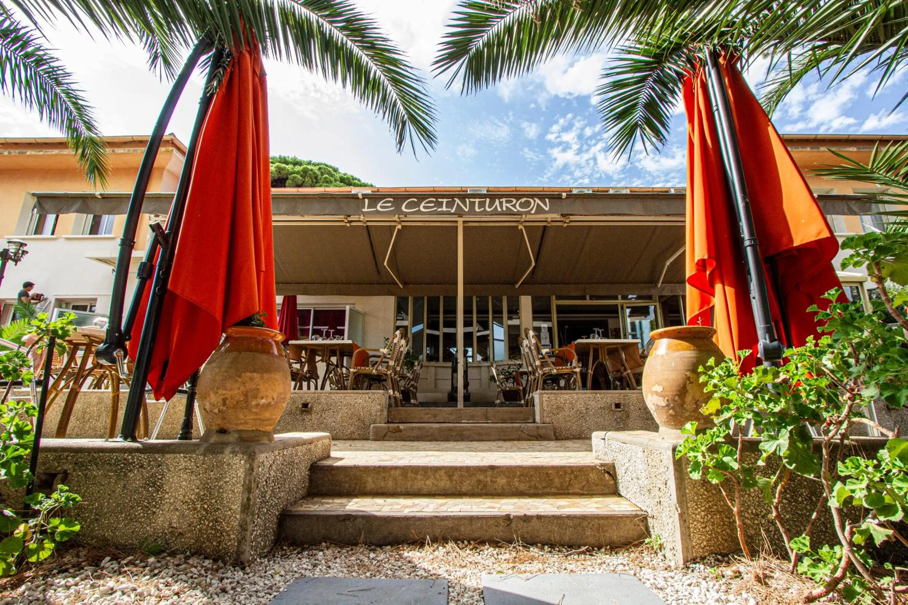 Patio in Hotel Le Ceinturon