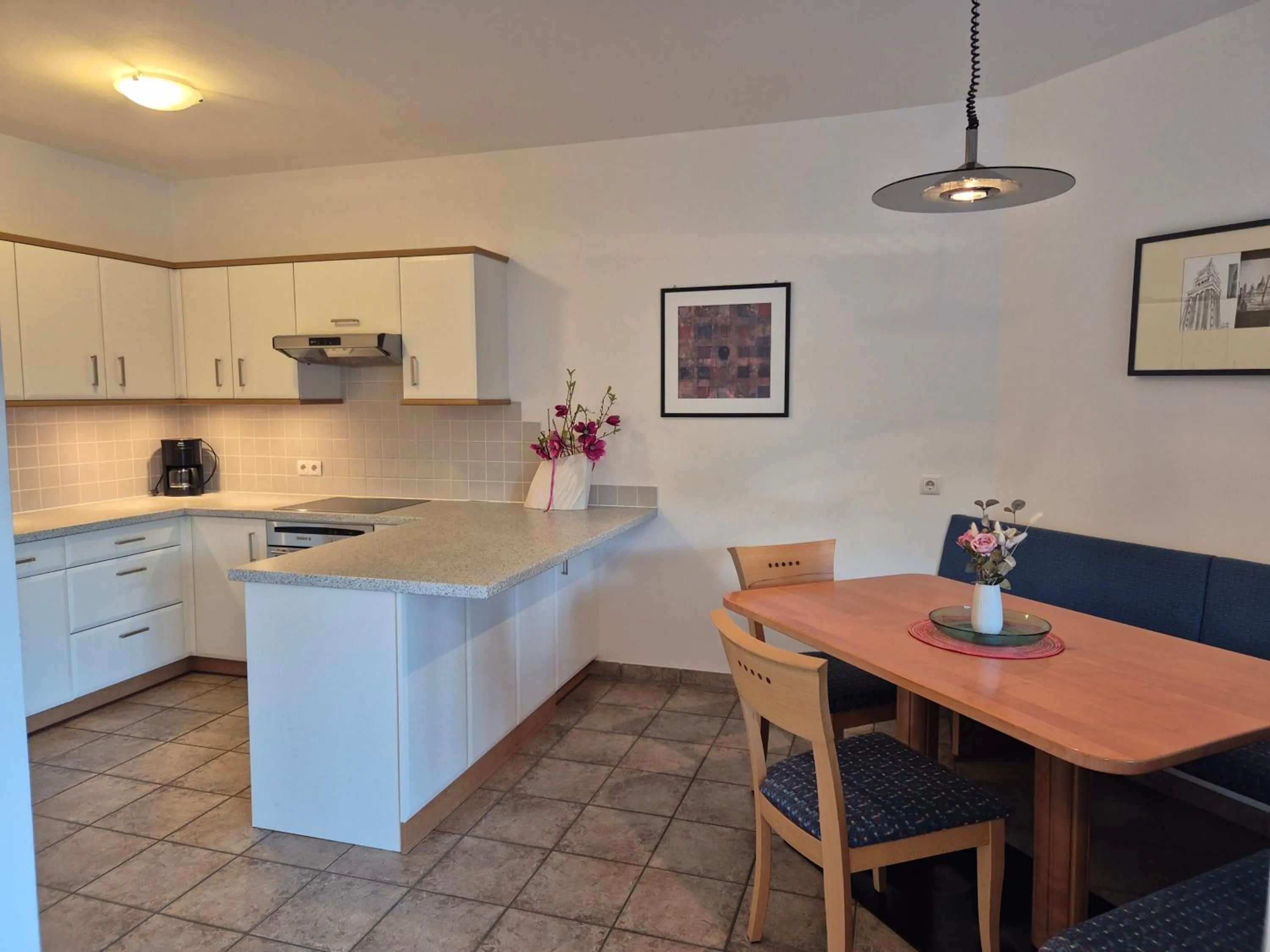 Kitchen or kitchenette in Appartementhaus Am Waalweg