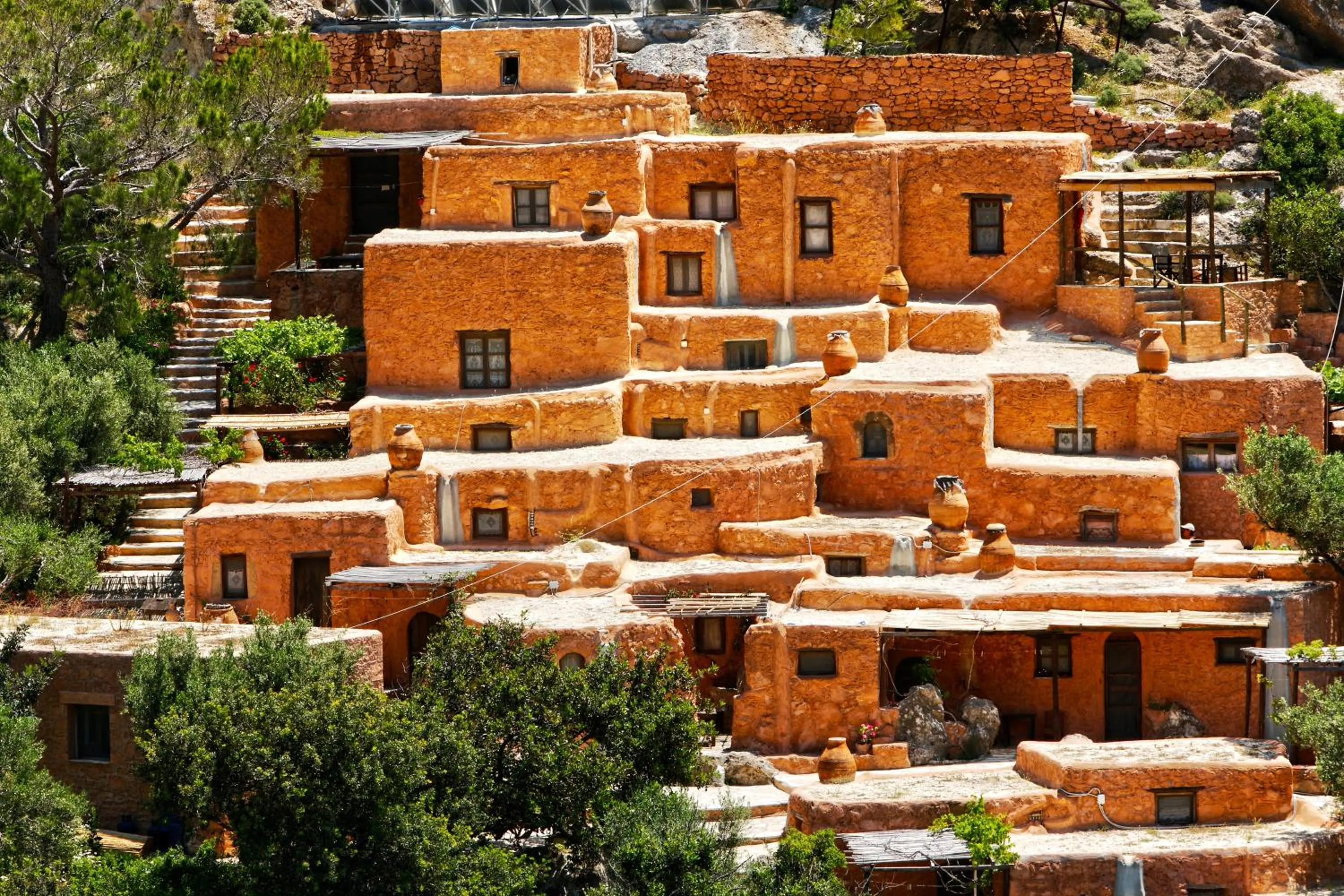 Facade/entrance in Aspros Potamos