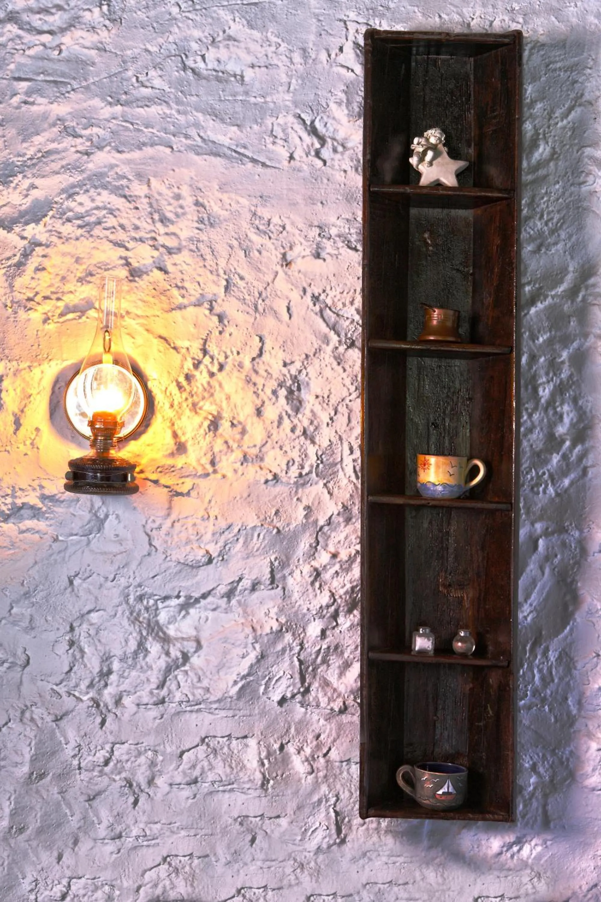 Decorative detail in Aspros Potamos