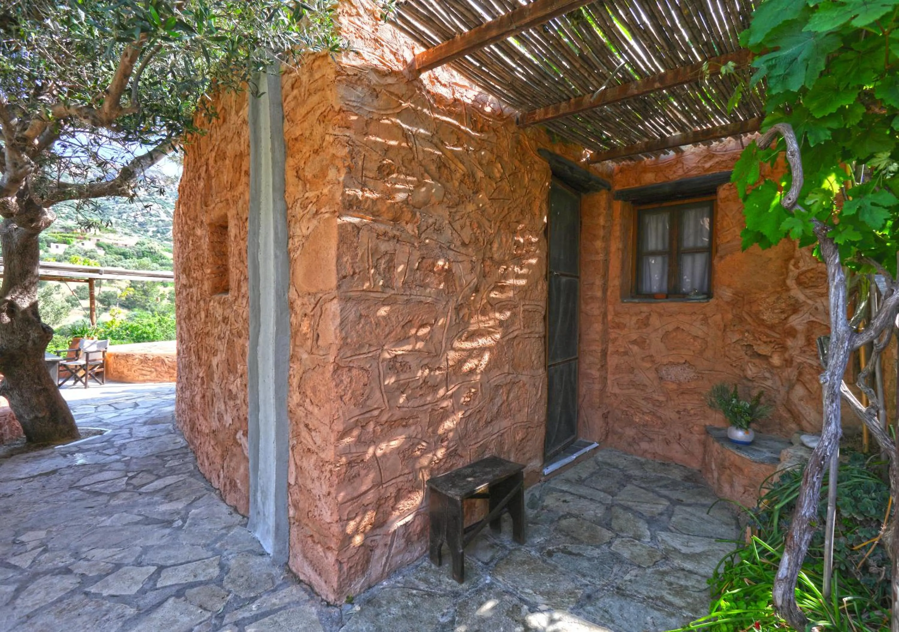 Day in Aspros Potamos