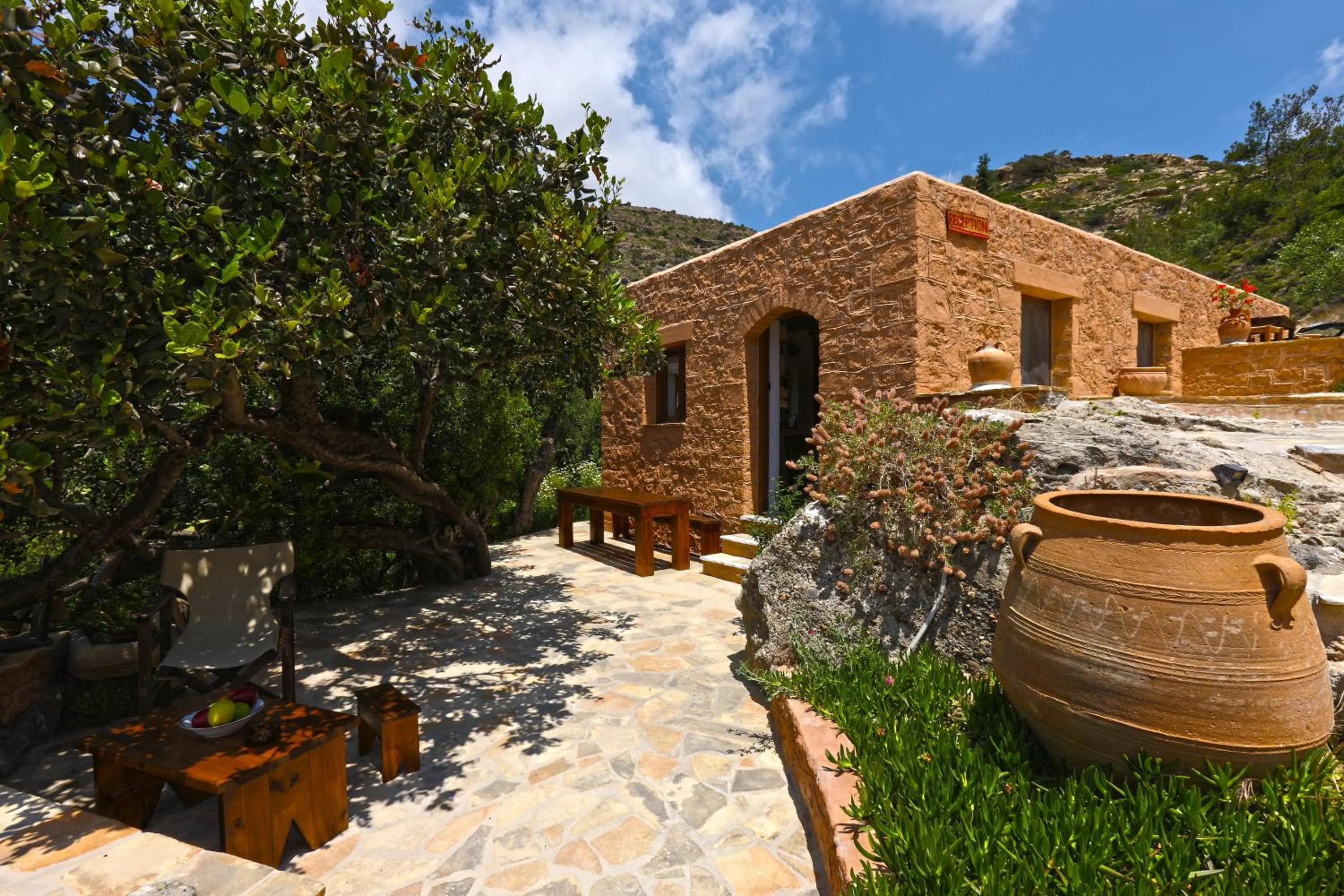 Lobby or reception in Aspros Potamos