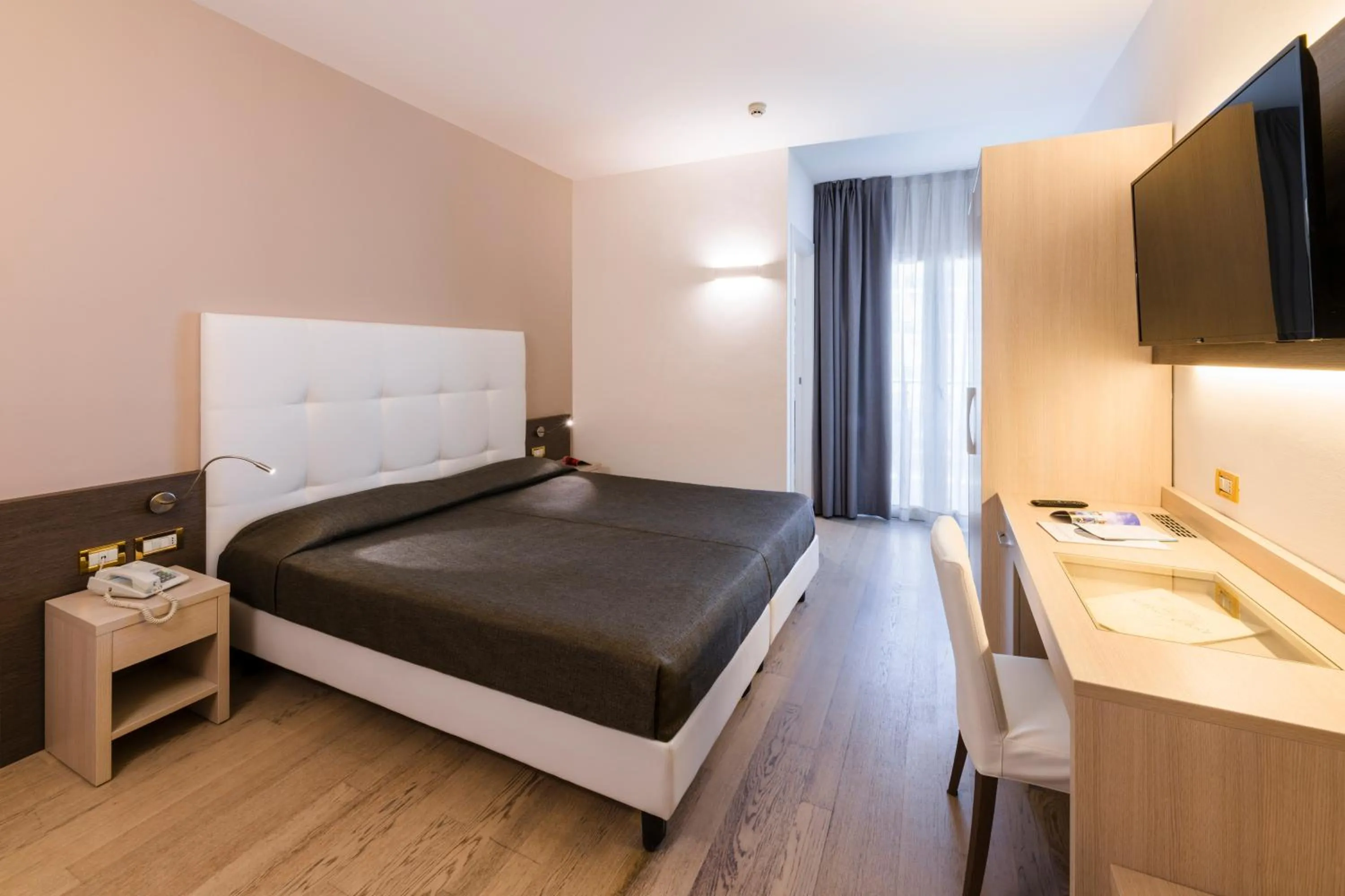 Bedroom, Bed in Hotel Italy