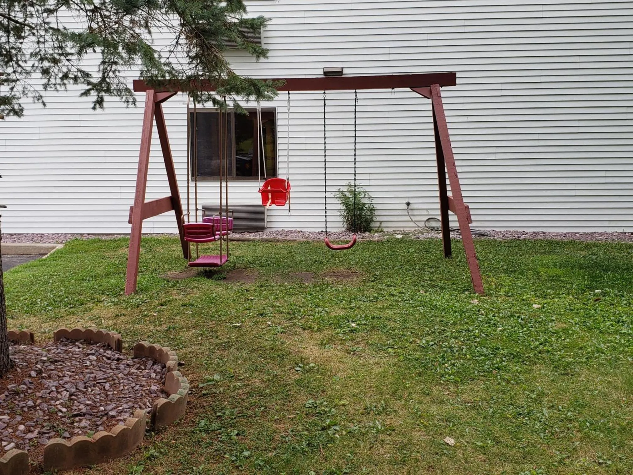 Children play ground in Woodside Dells Hotel & Suites