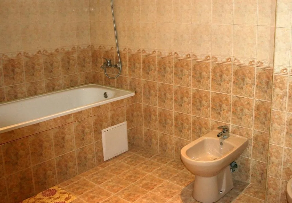 Bathroom in Hotel Oasis - Beach Access