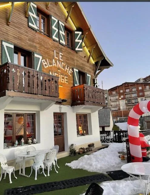Hotel Le Blanche Neige