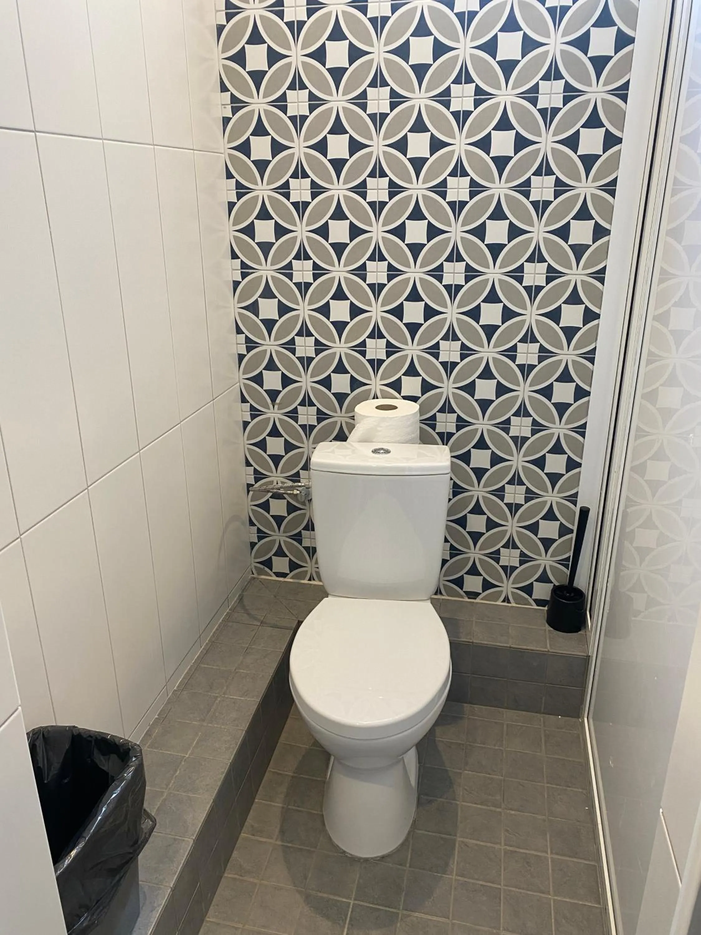 Toilet in Bla Bla Hostel