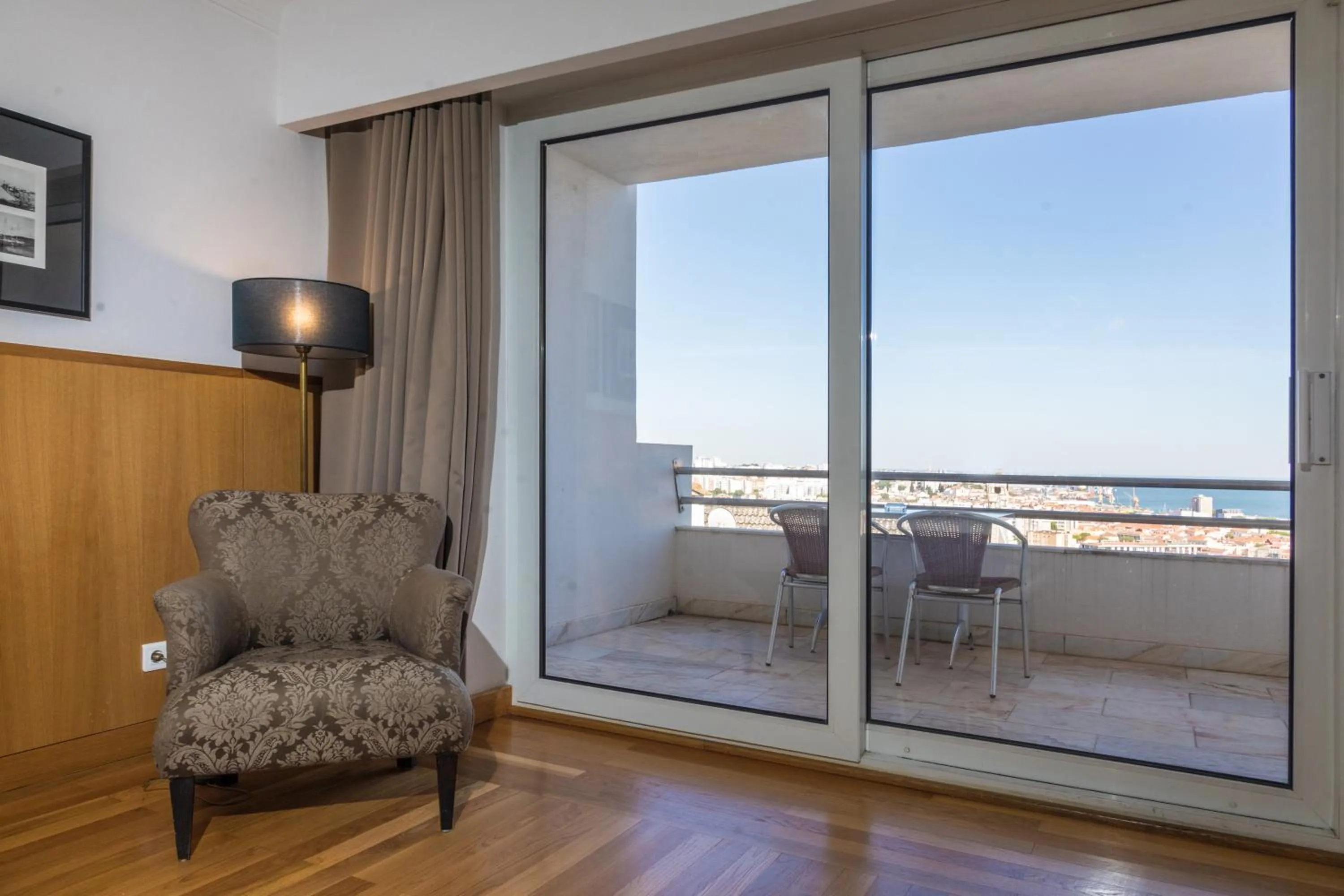 Living room in B&B HOTEL Sado Setúbal