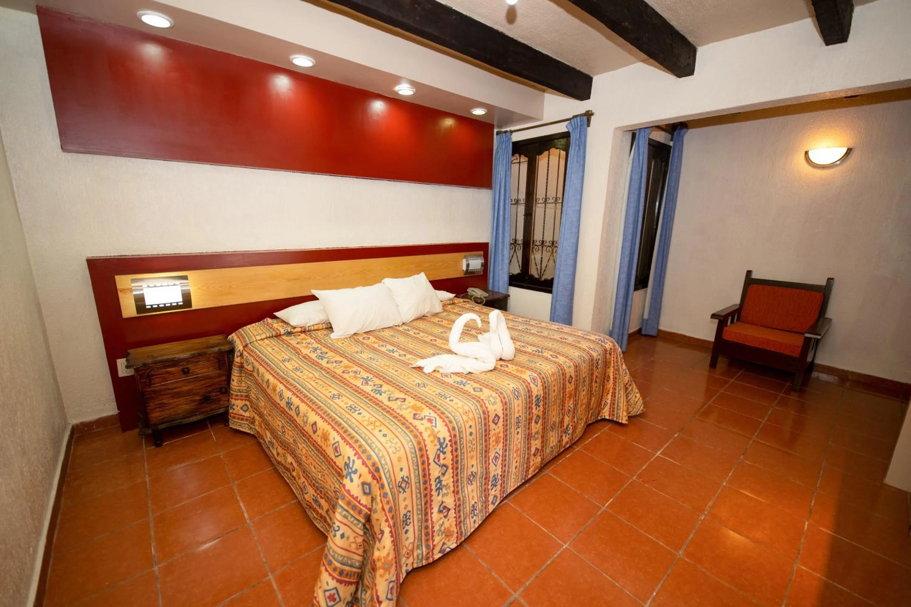 Bed in Hotel Y Villas Vanessa