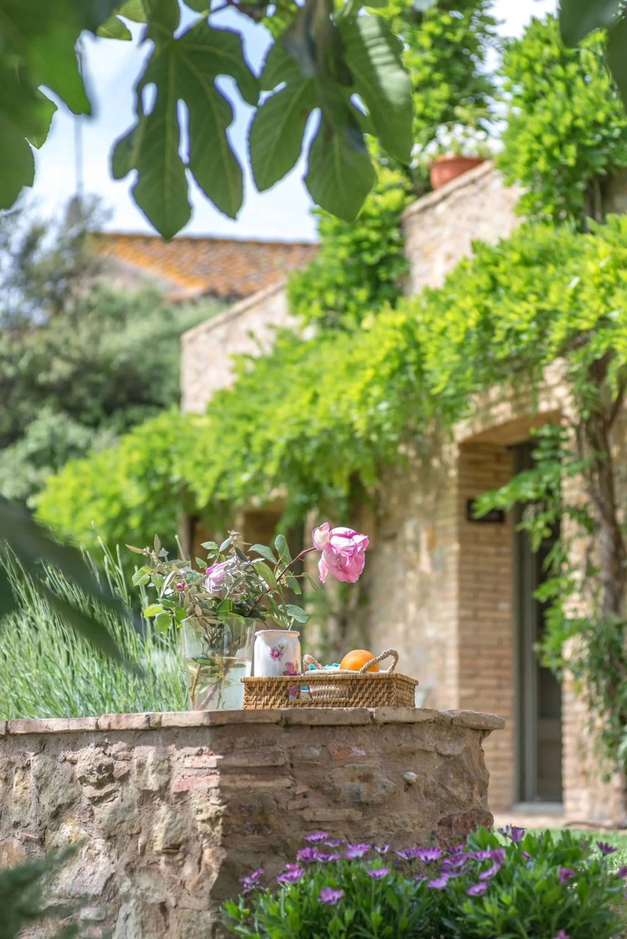 Decorative detail in Can Bassa