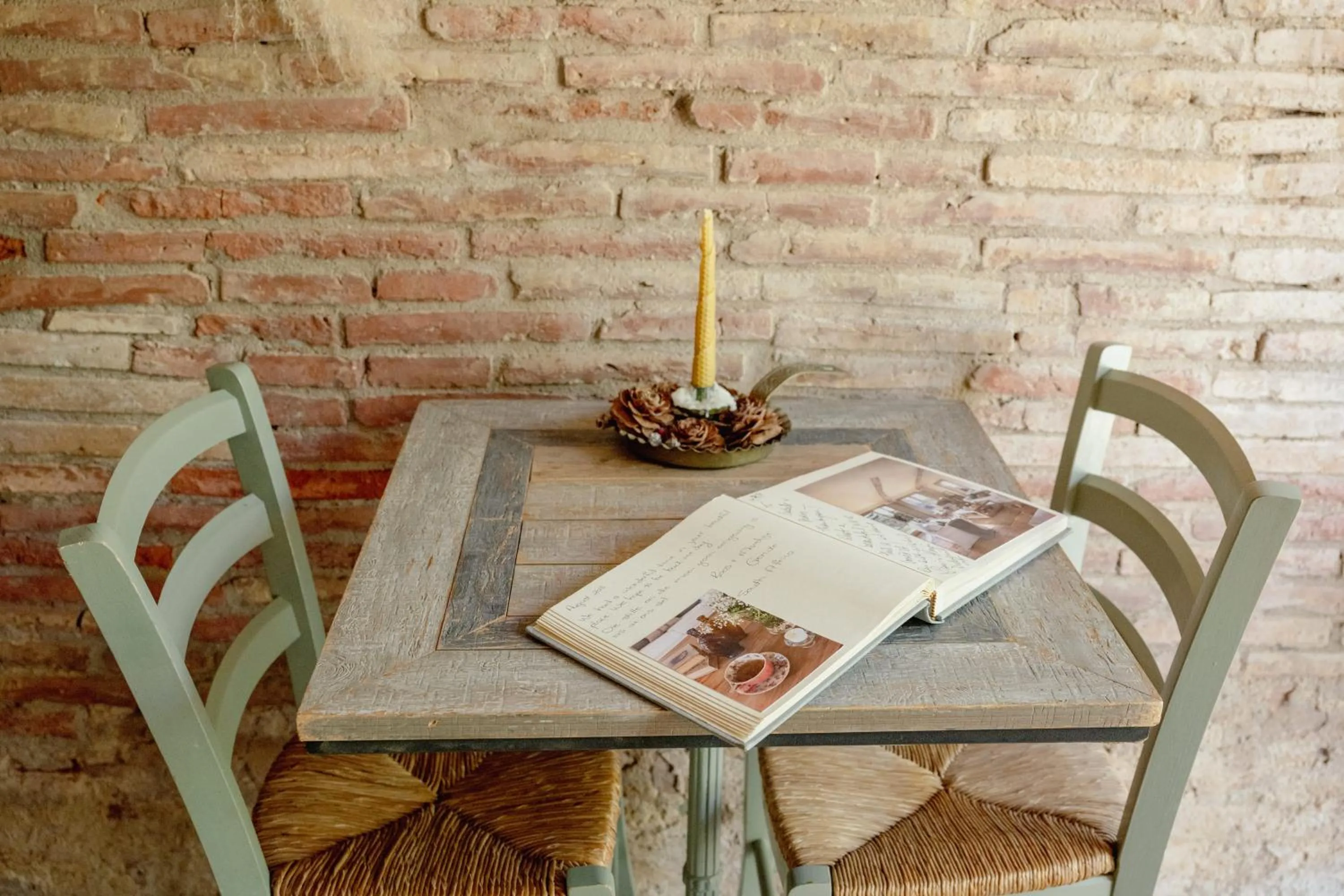 Decorative detail in Can Bassa