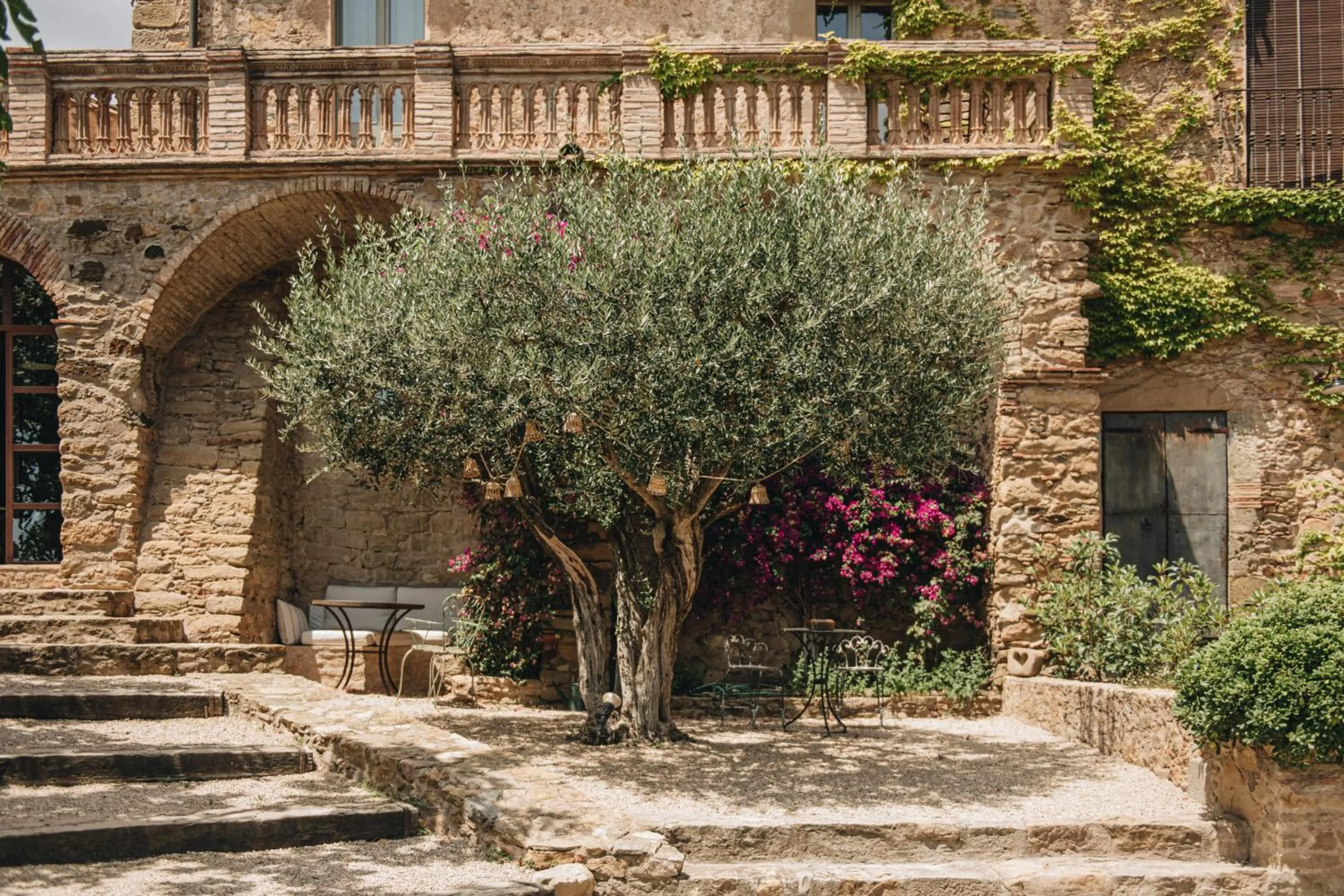 Property building in Can Bassa