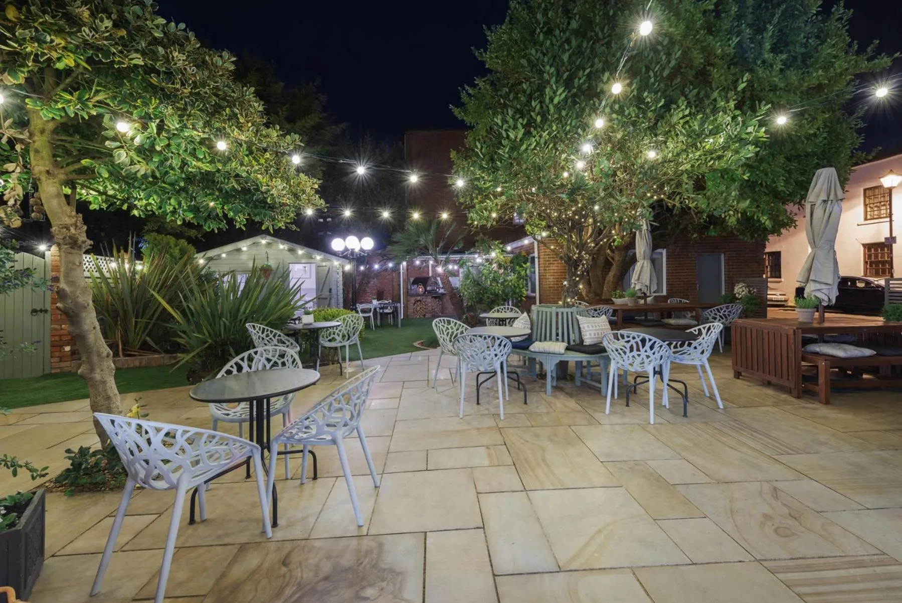 Patio in Florence Suite Boutique Hotel and Restaurant