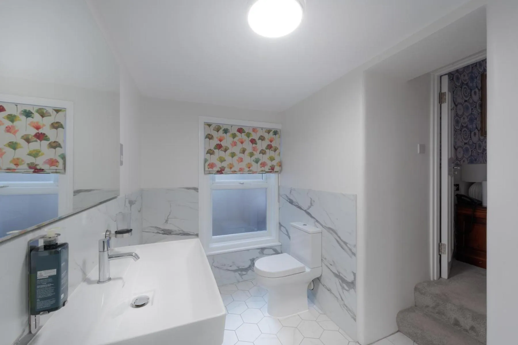 Toilet in Florence Suite Boutique Hotel and Restaurant