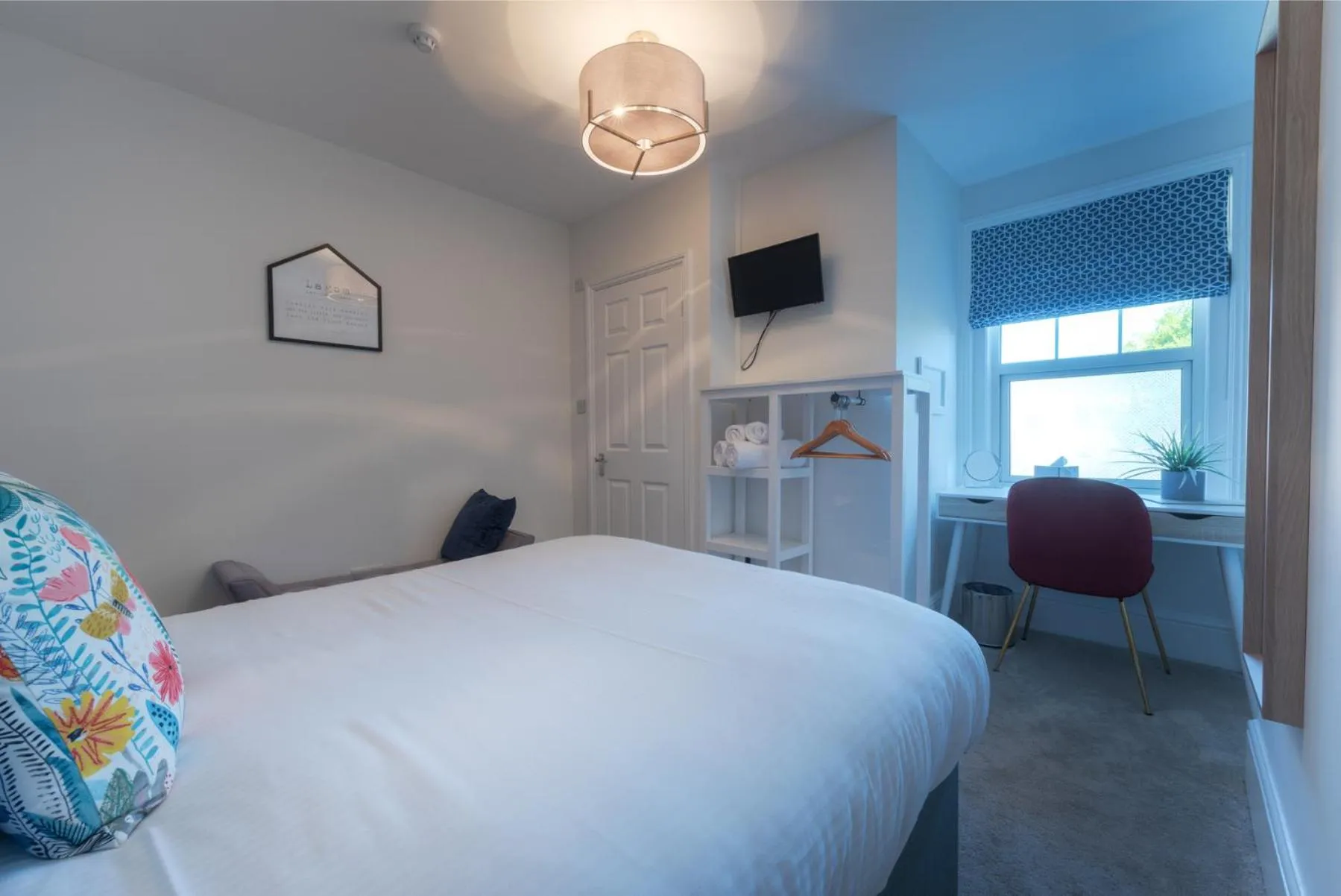 Bed in Florence Suite Boutique Hotel and Restaurant