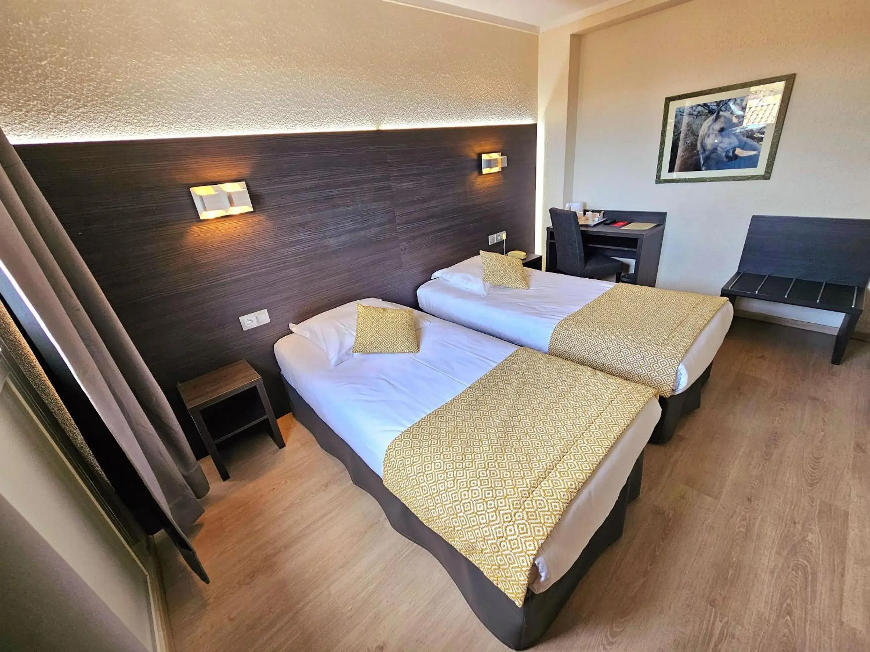 Twin Room in Le Cheval Blanc Twin Room in Le Cheval Blanc