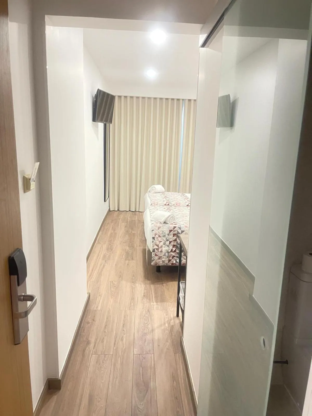 Bed in Hotel Flamingo