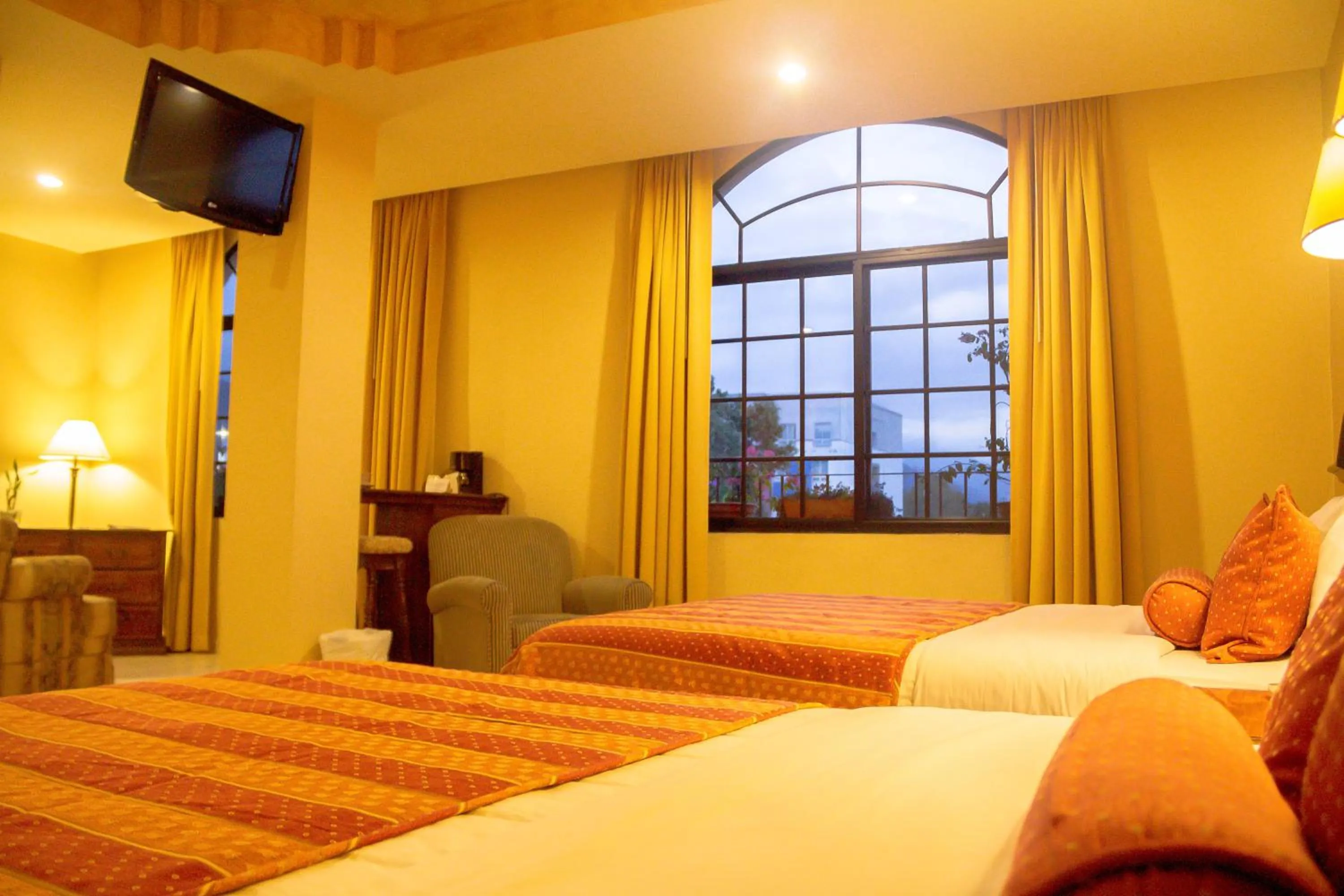 TV and multimedia, Bed in Hotel Monteolivos