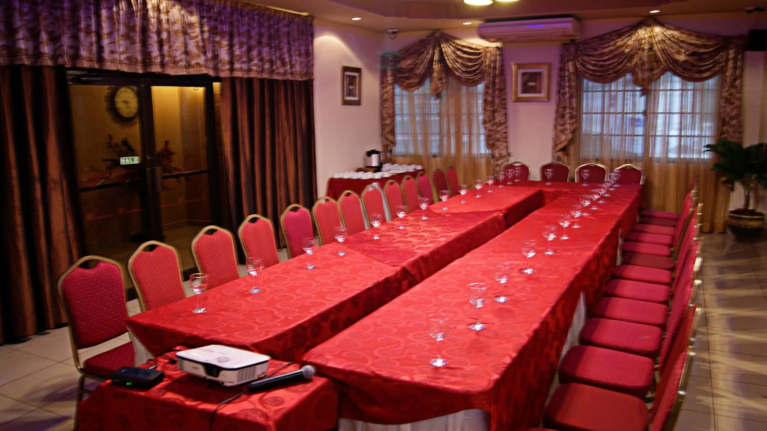 Meeting/conference room in Hotel Monteolivos