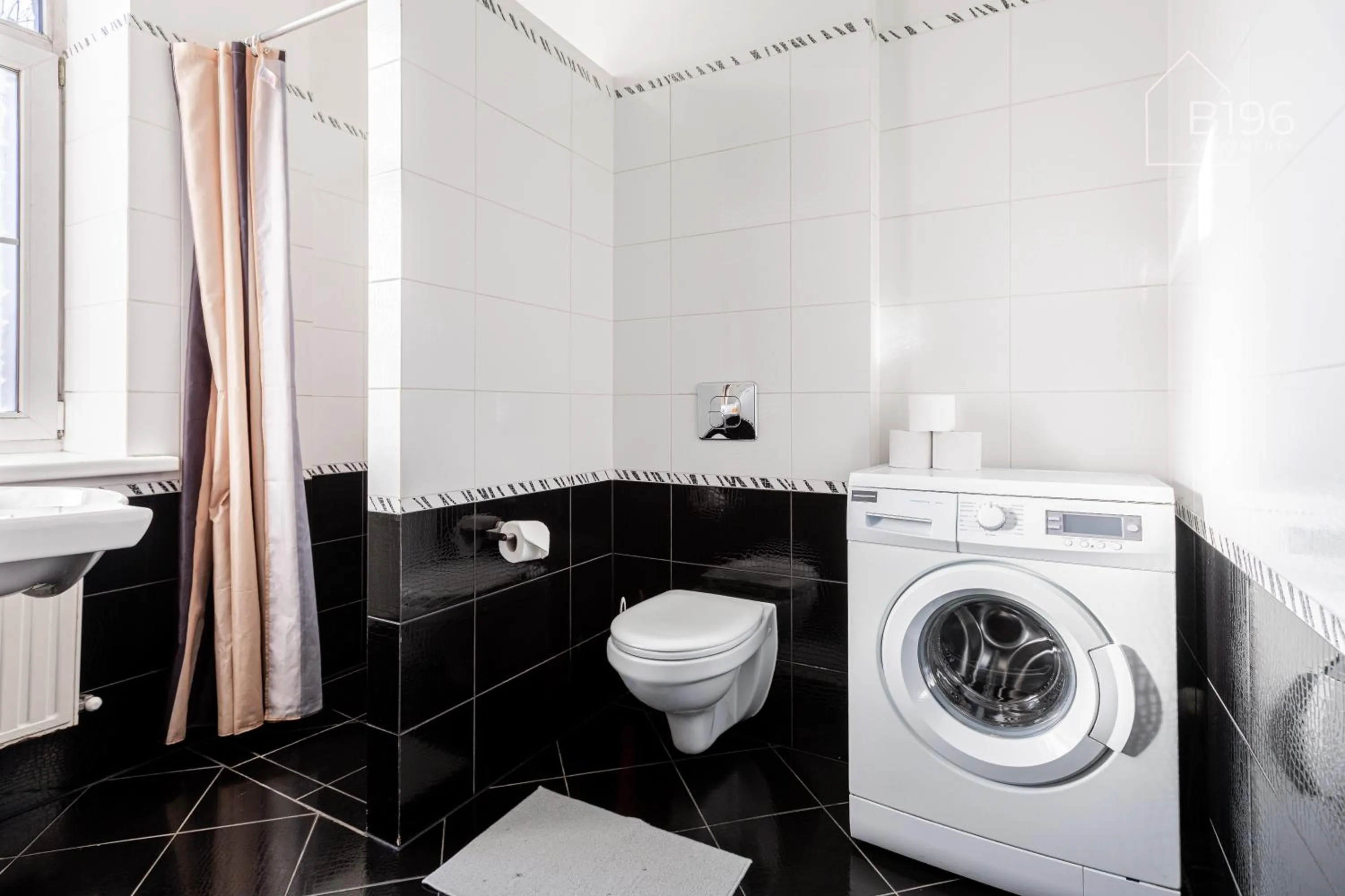 Shower in ApartHotel Riga