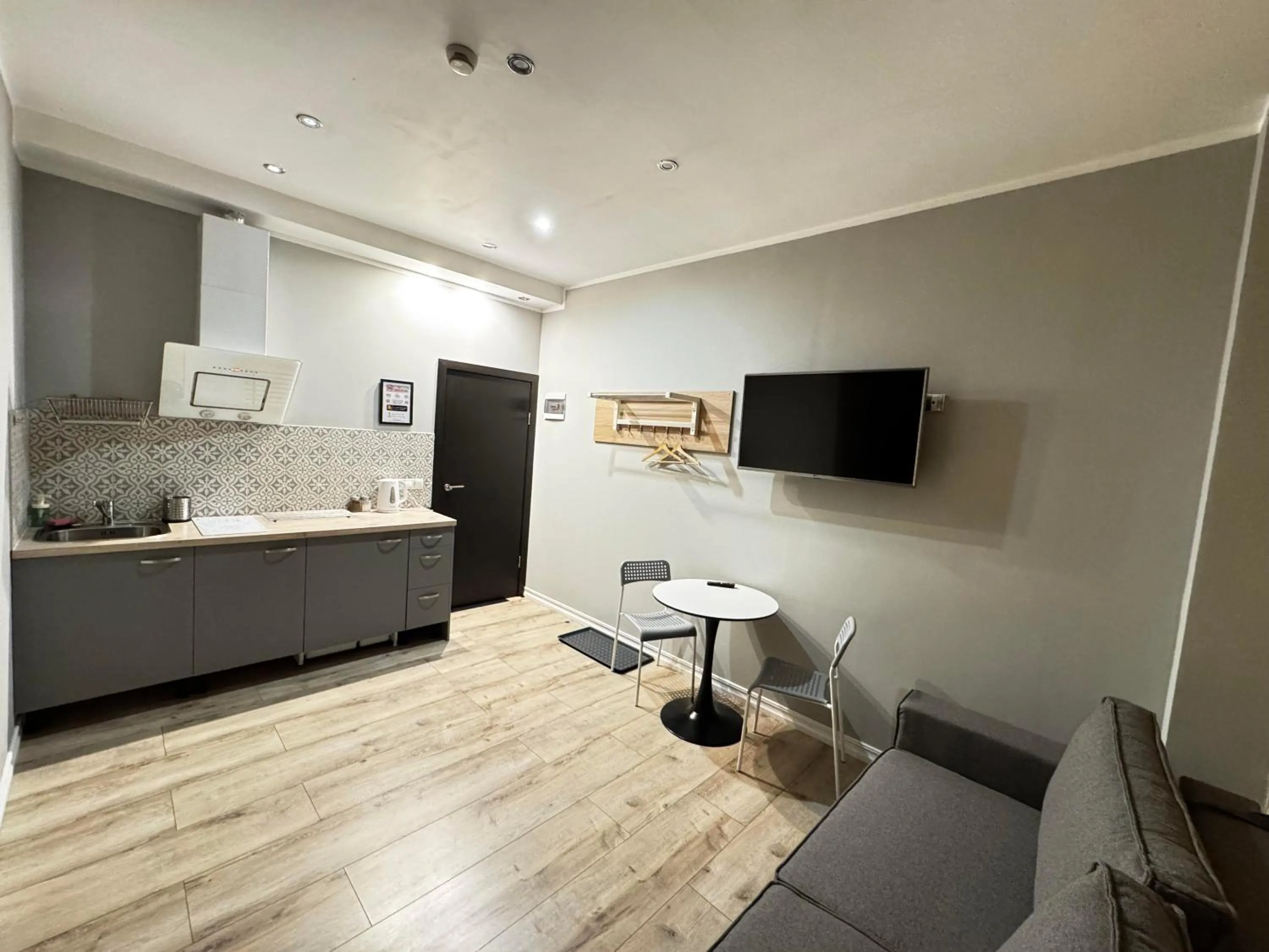 Kitchen or kitchenette in ApartHotel Riga