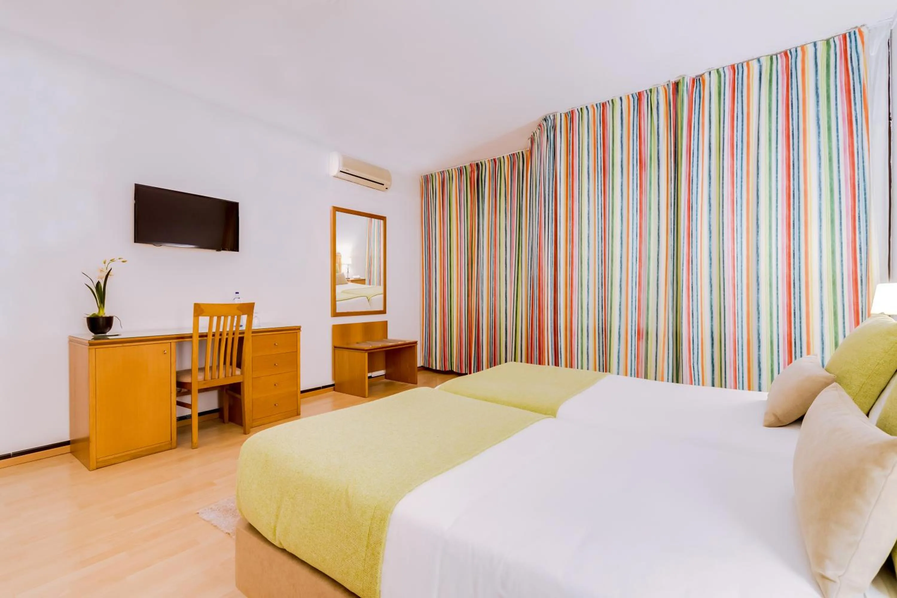 Bed in Monica Isabel Beach Club