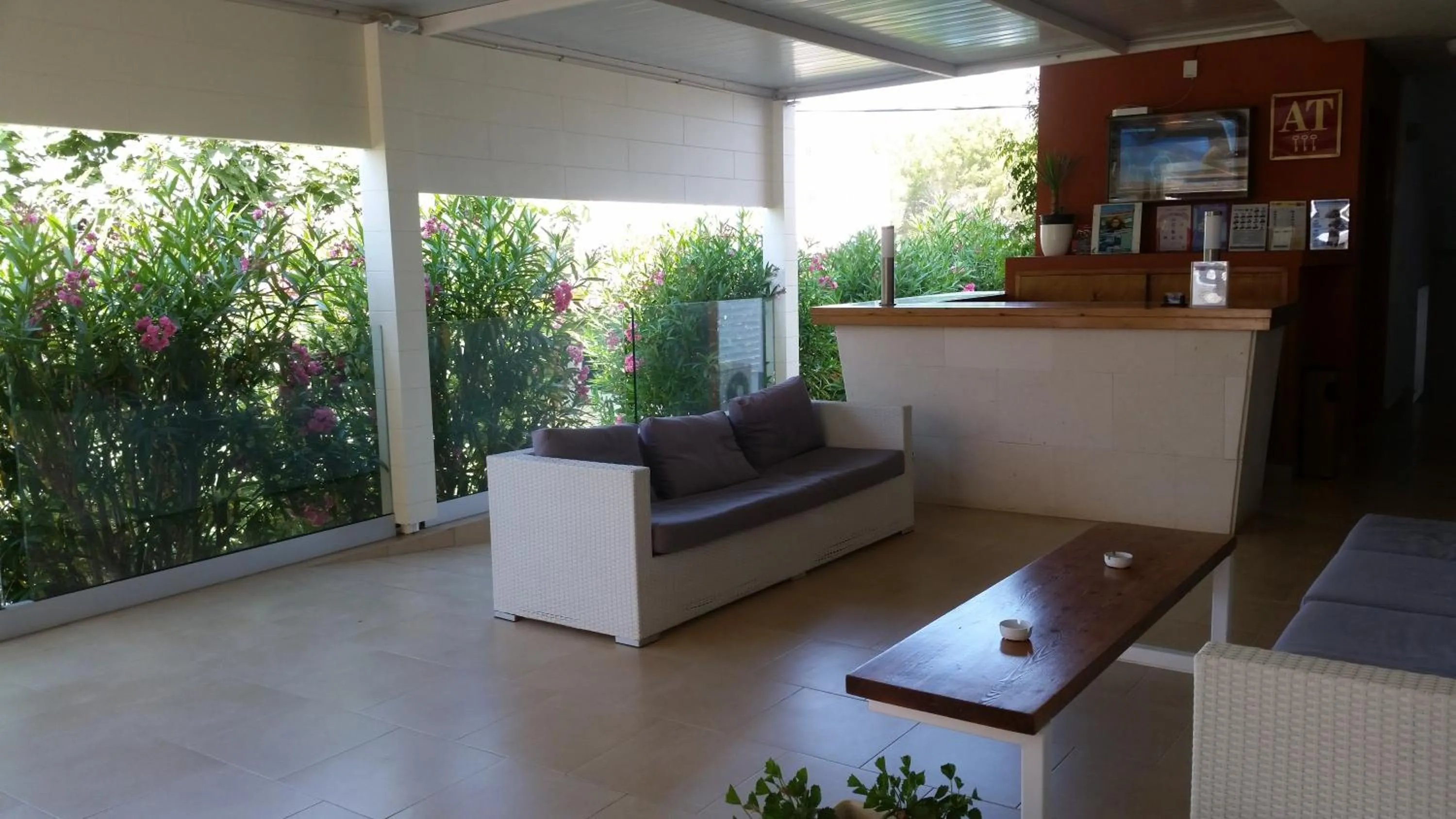 Lobby or reception in Apartamentos Vista al Puerto