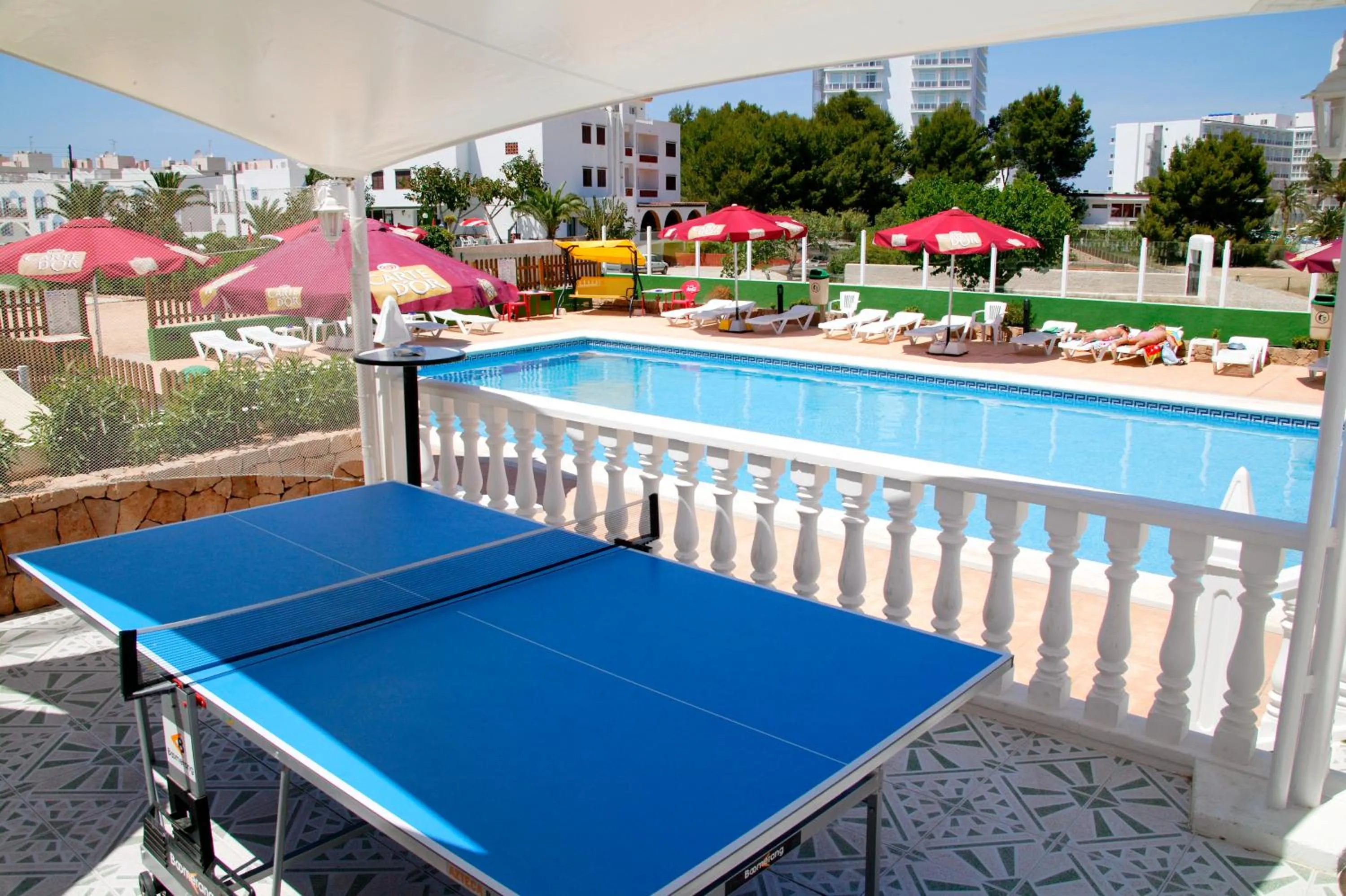 Table tennis in Apartamentos Vista al Puerto