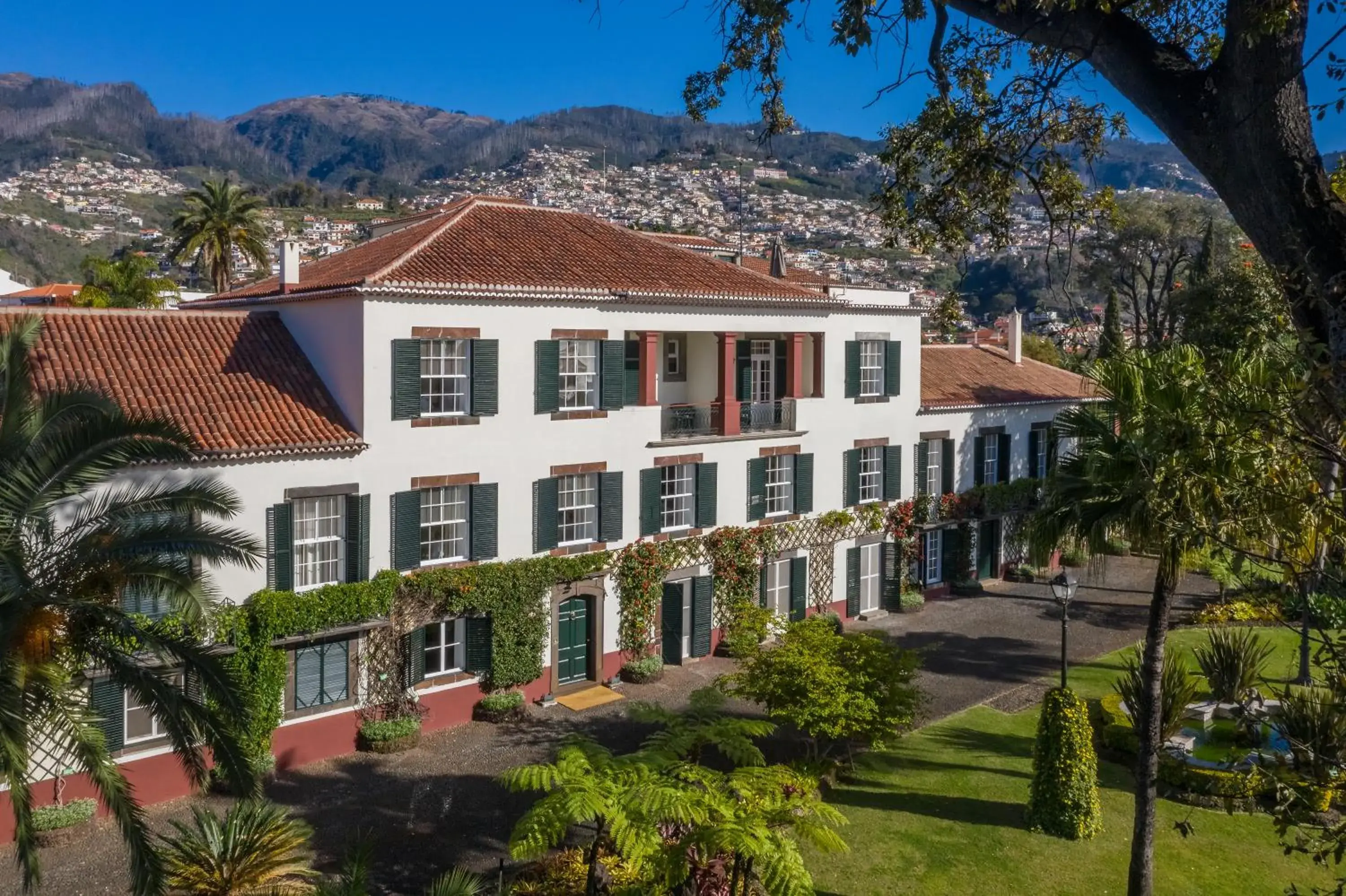 Property building in Quinta Jardins do Lago Property building in Quinta Jardins do Lago