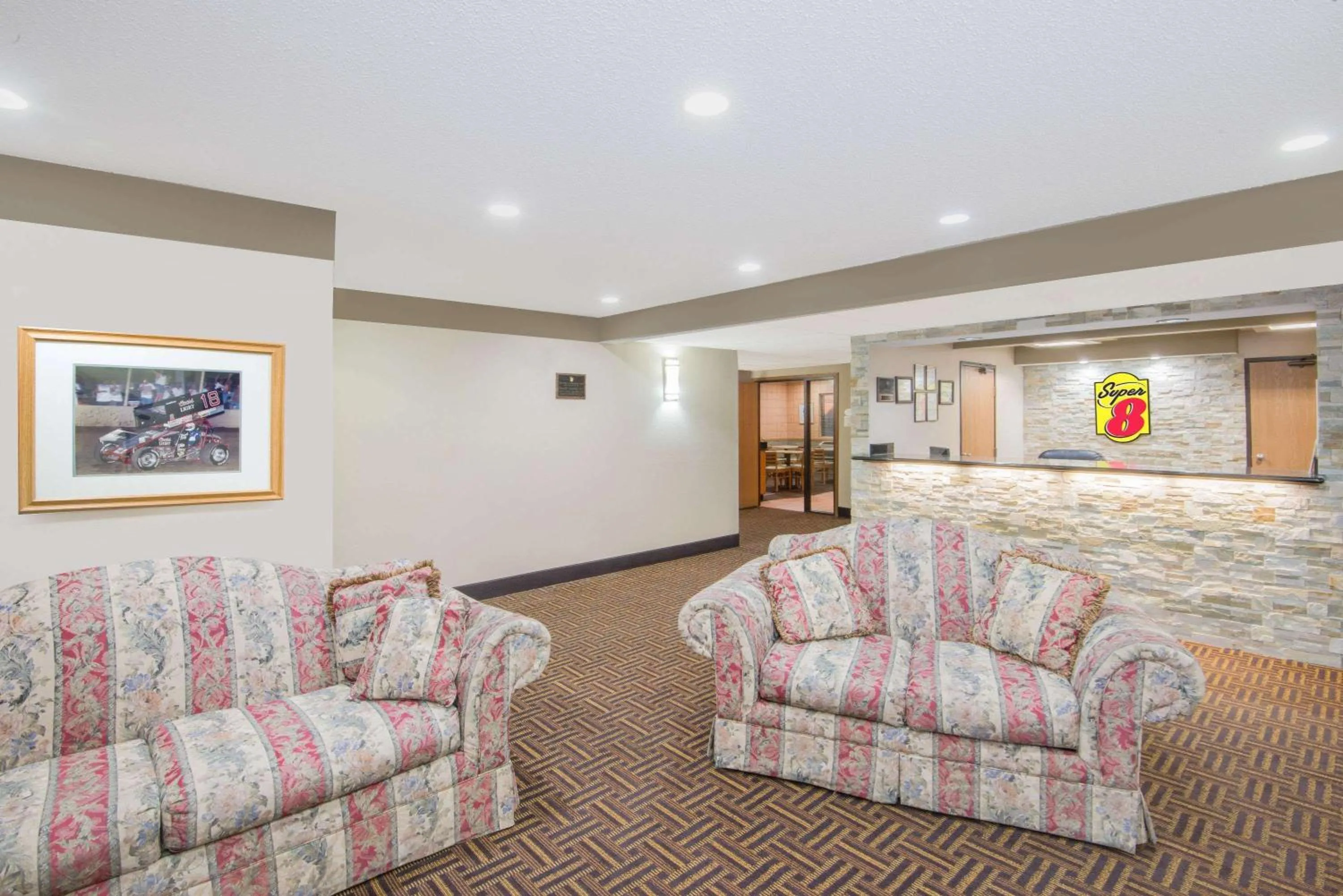 Lobby or reception in Super 8 by Wyndham Knoxville