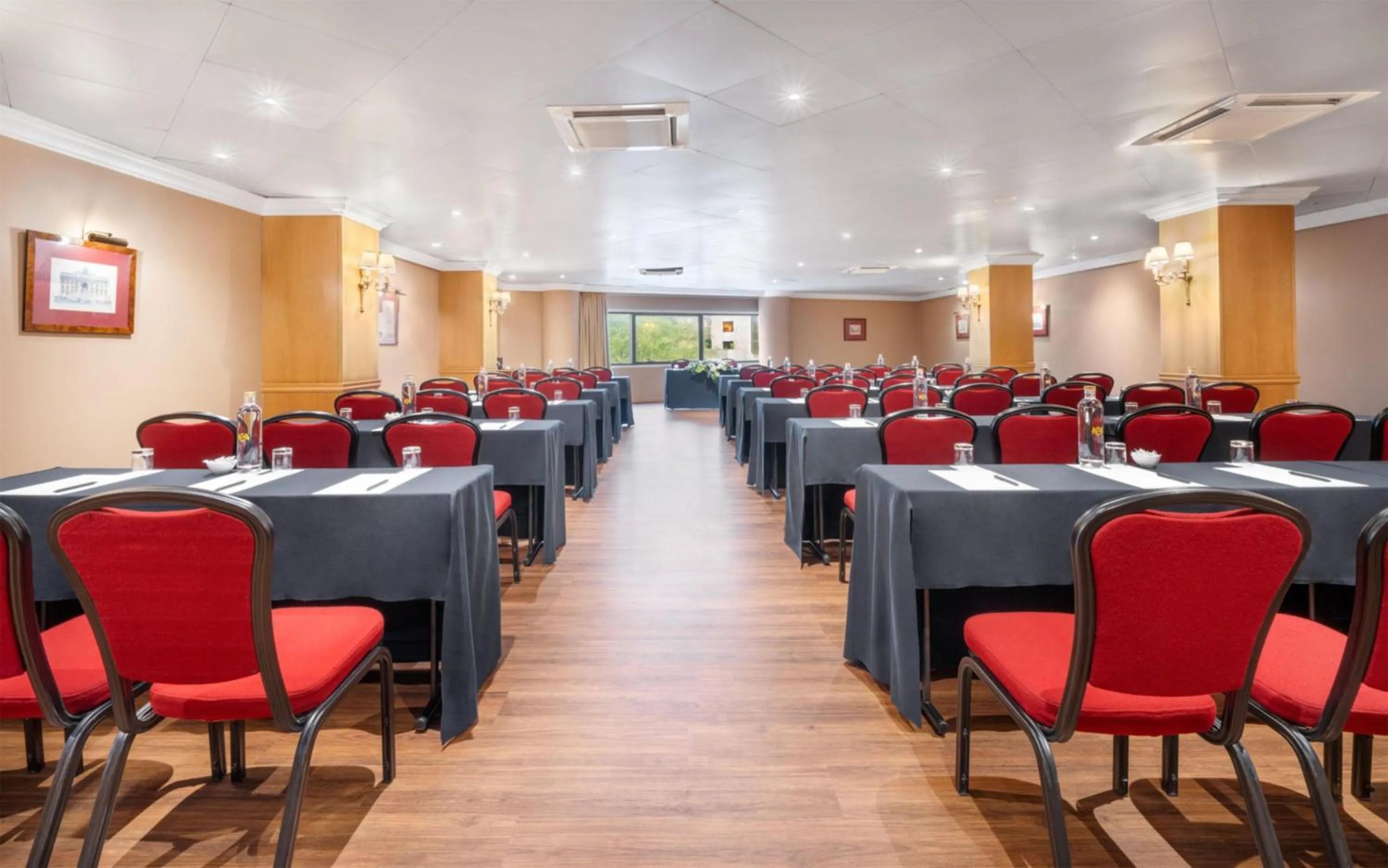 Meeting/conference room in Dom Pedro Lisboa Hotel, a member of Radisson Individuals