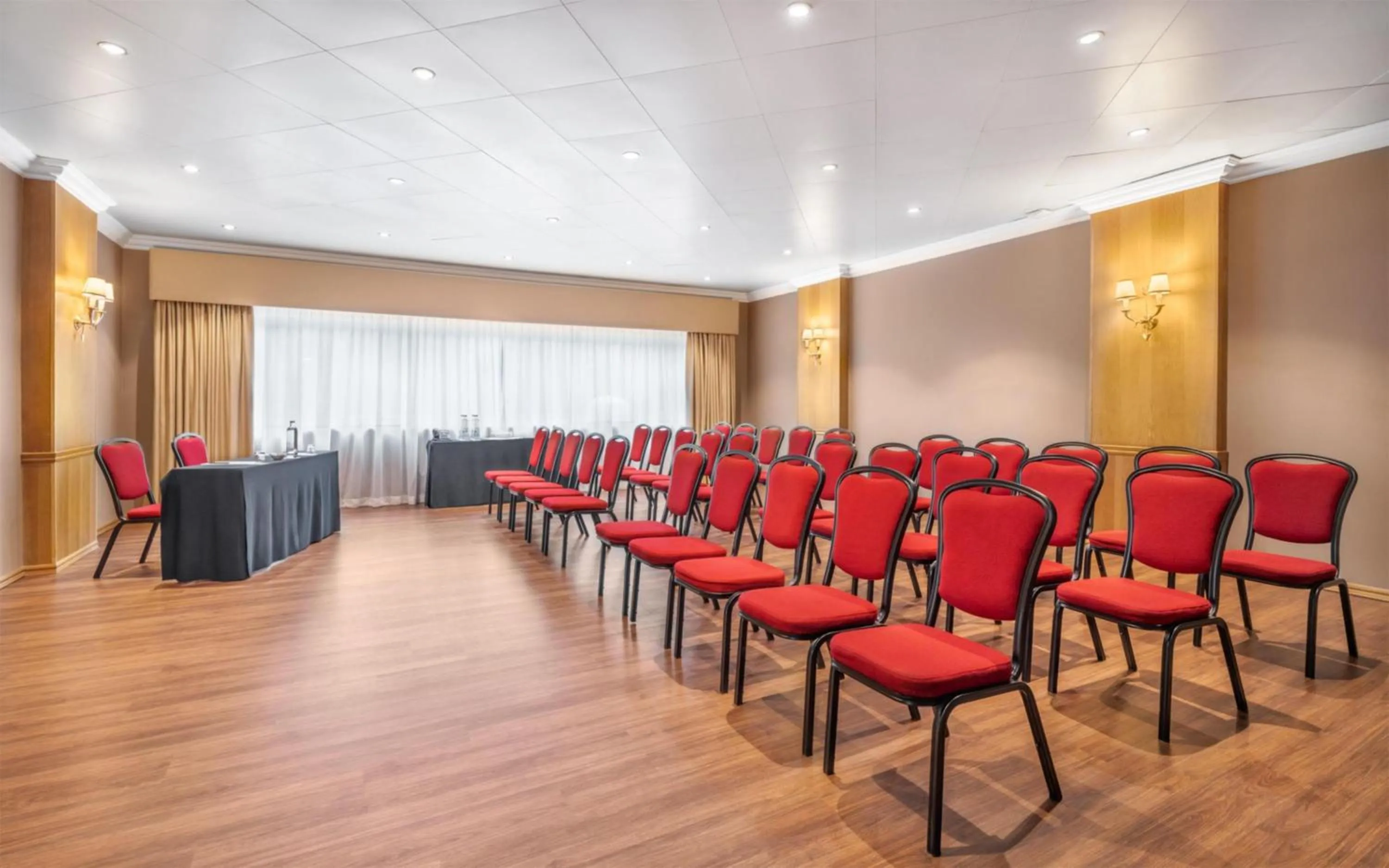 Meeting/conference room in Dom Pedro Lisboa Hotel, a member of Radisson Individuals
