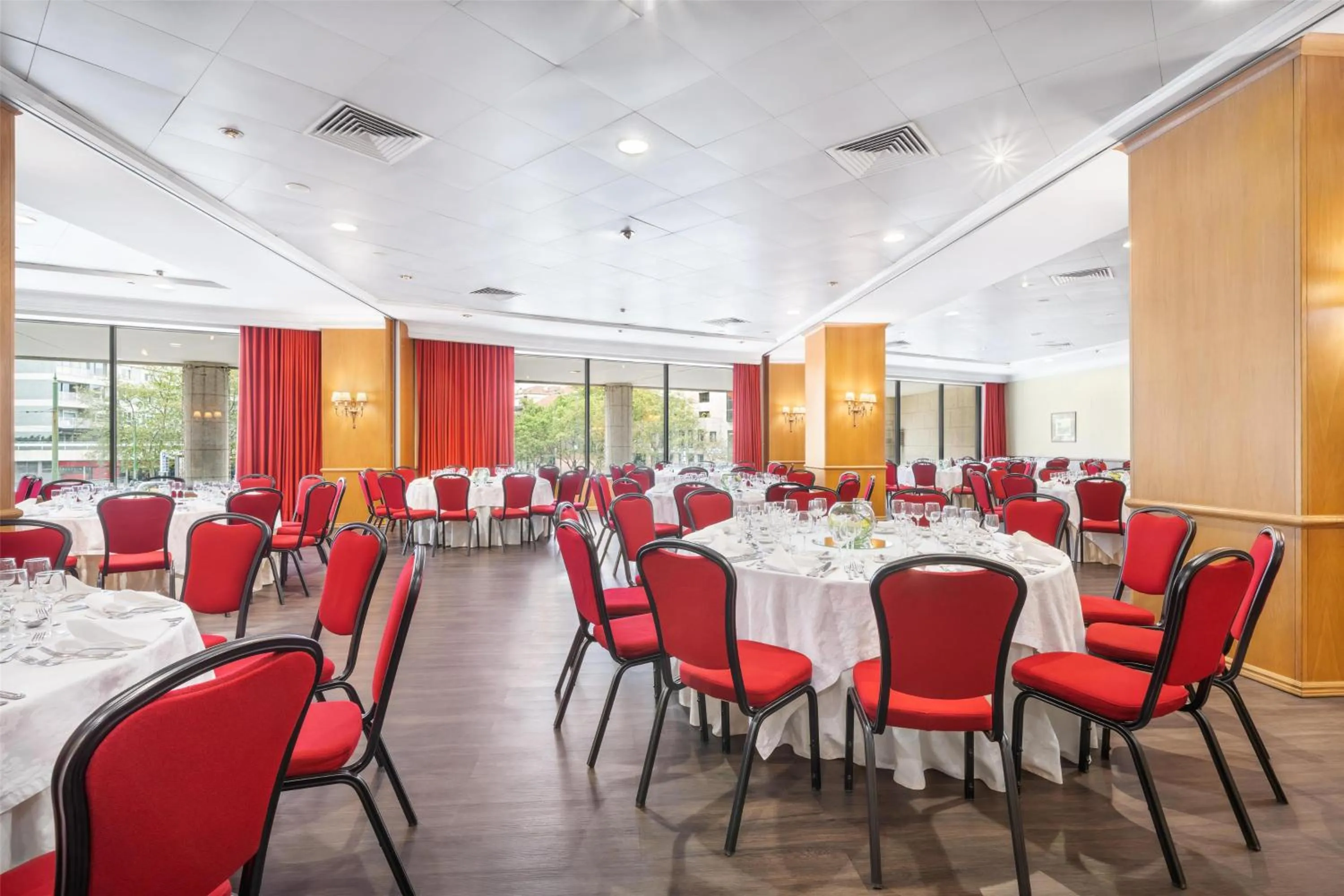 Meeting/conference room in Dom Pedro Lisboa Hotel, a member of Radisson Individuals