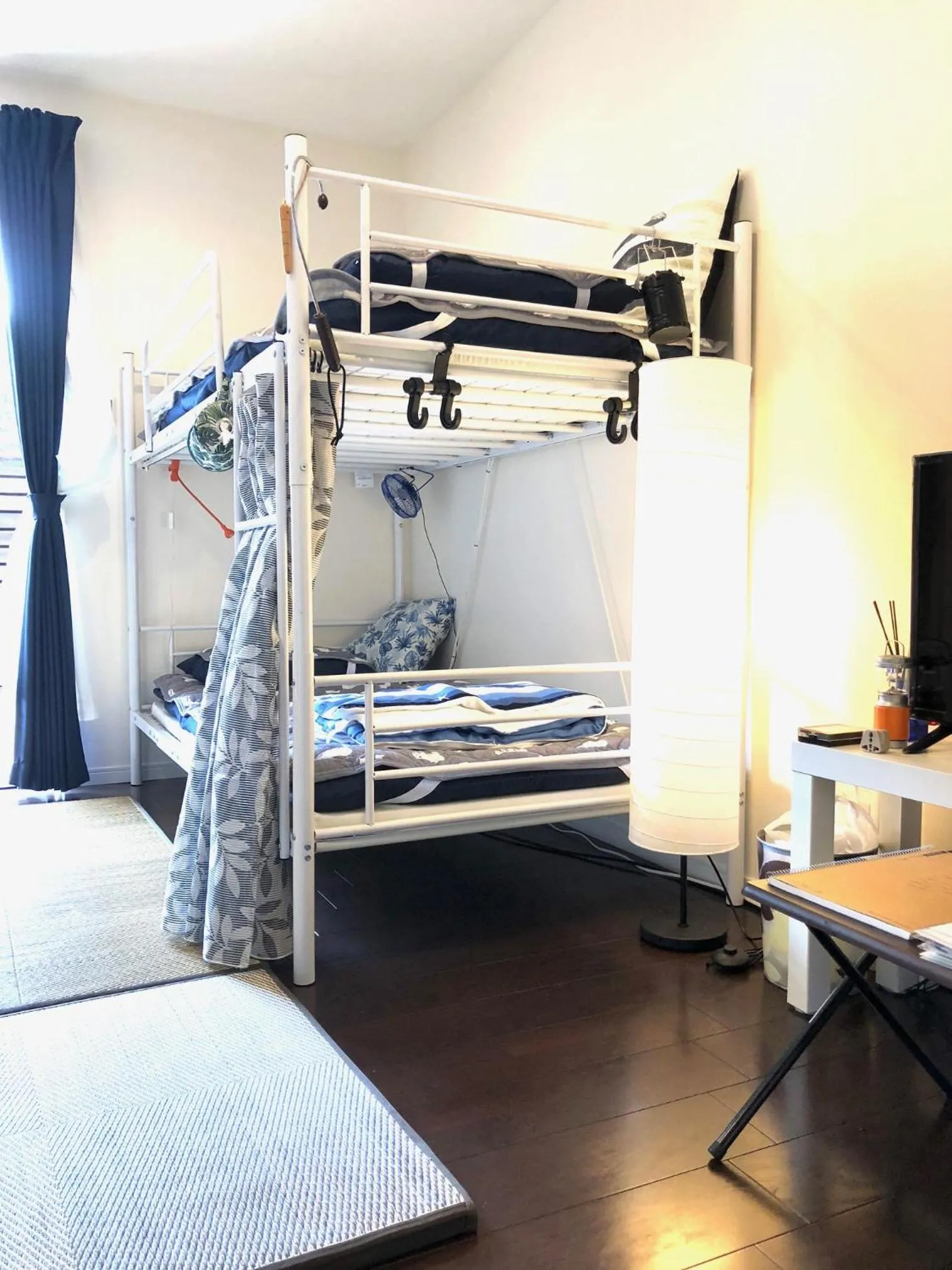 Bed in Ricco Mond Hills Apartment Houseアパートタイプの宿は宿泊者と接しない 安全な宿