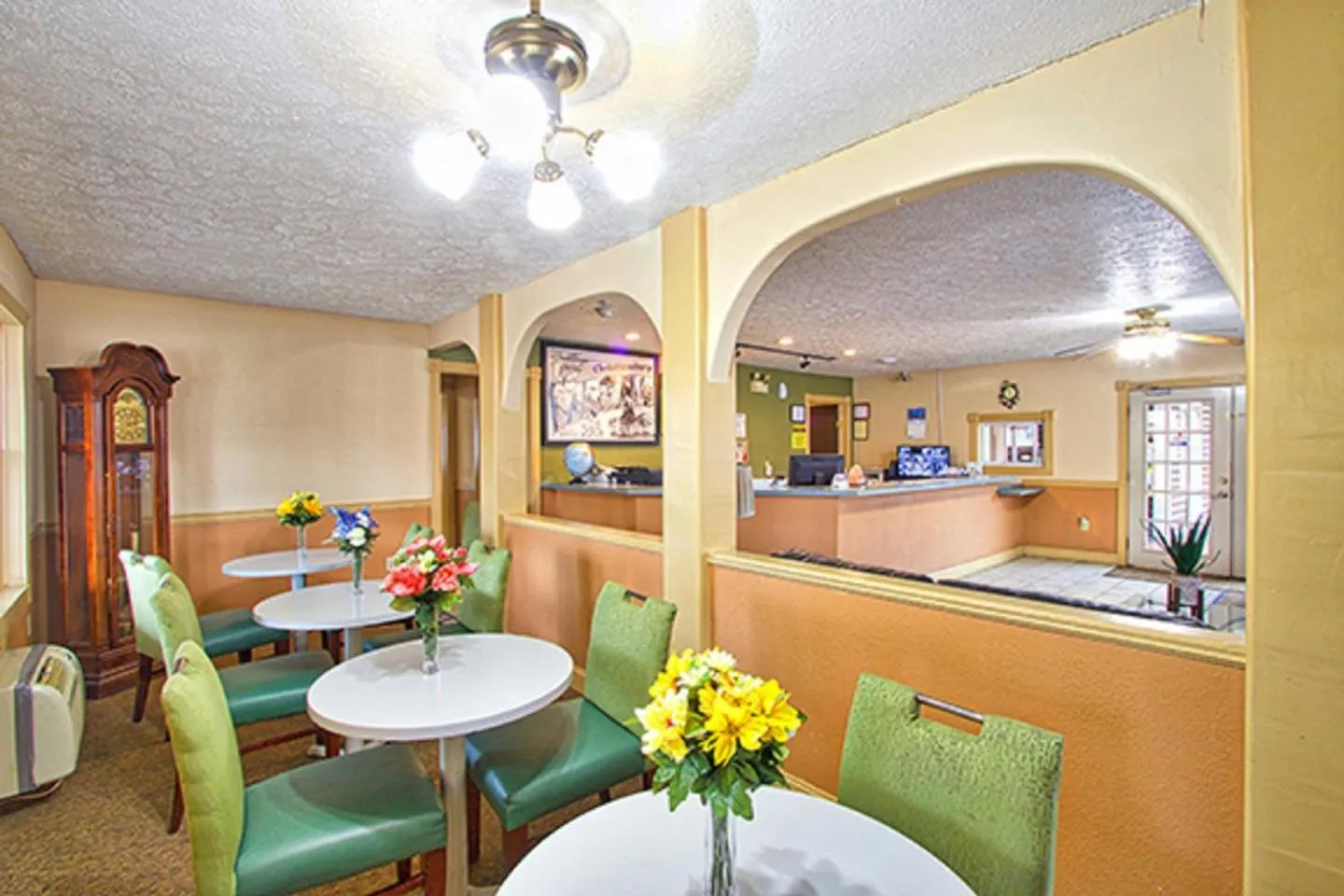 Super 8 by Wyndham Christiansburg