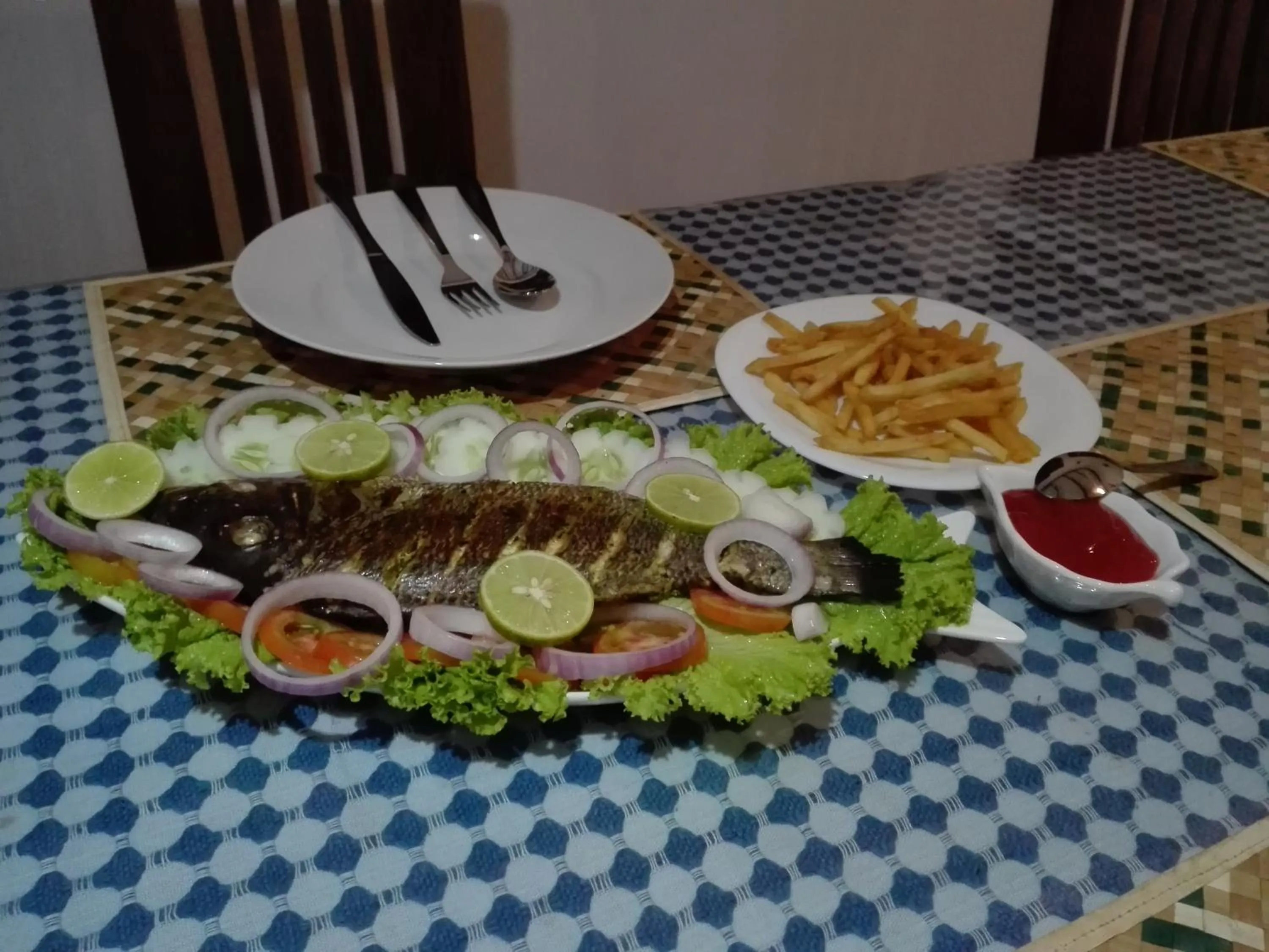 Food and drinks in Neo Grand Villa