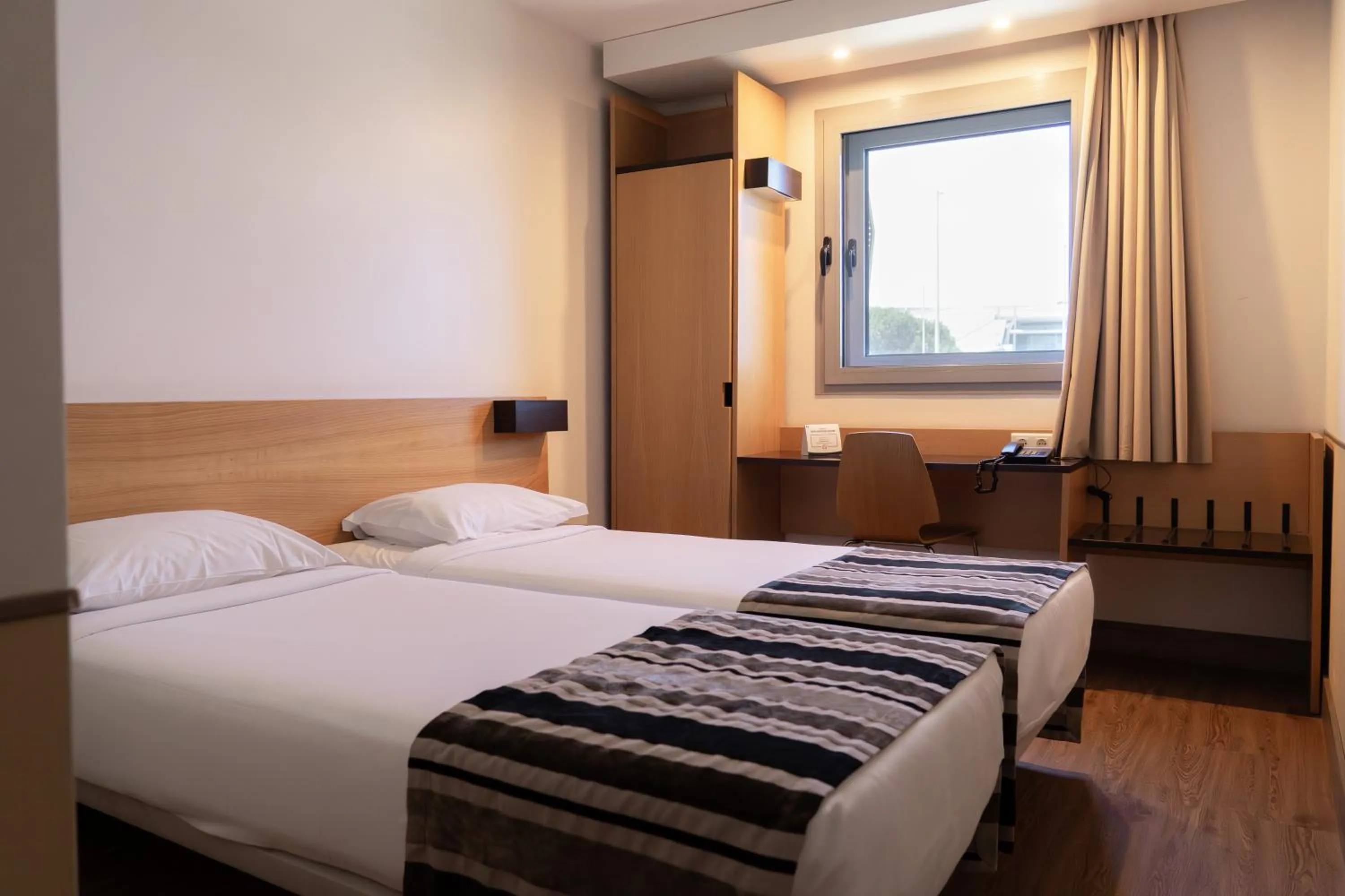 Bedroom, Bed in Park Hotel Porto Gaia